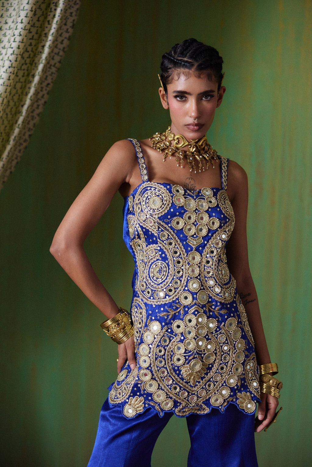 Roohani Skirt Set