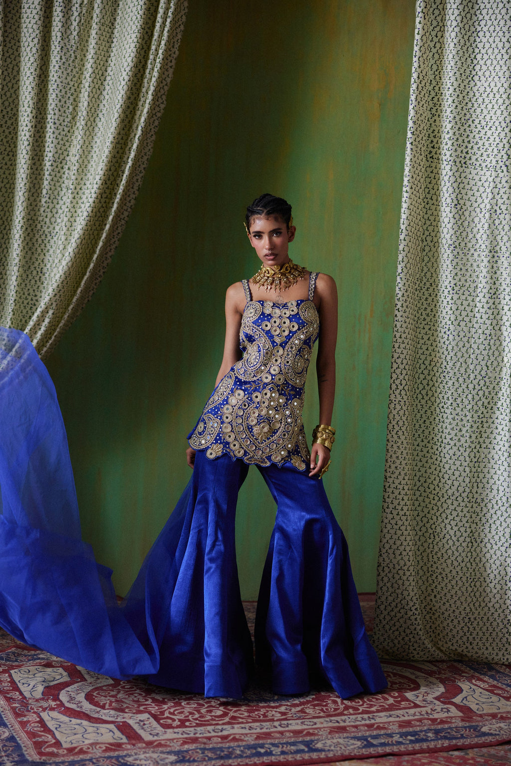 Roohani Skirt Set
