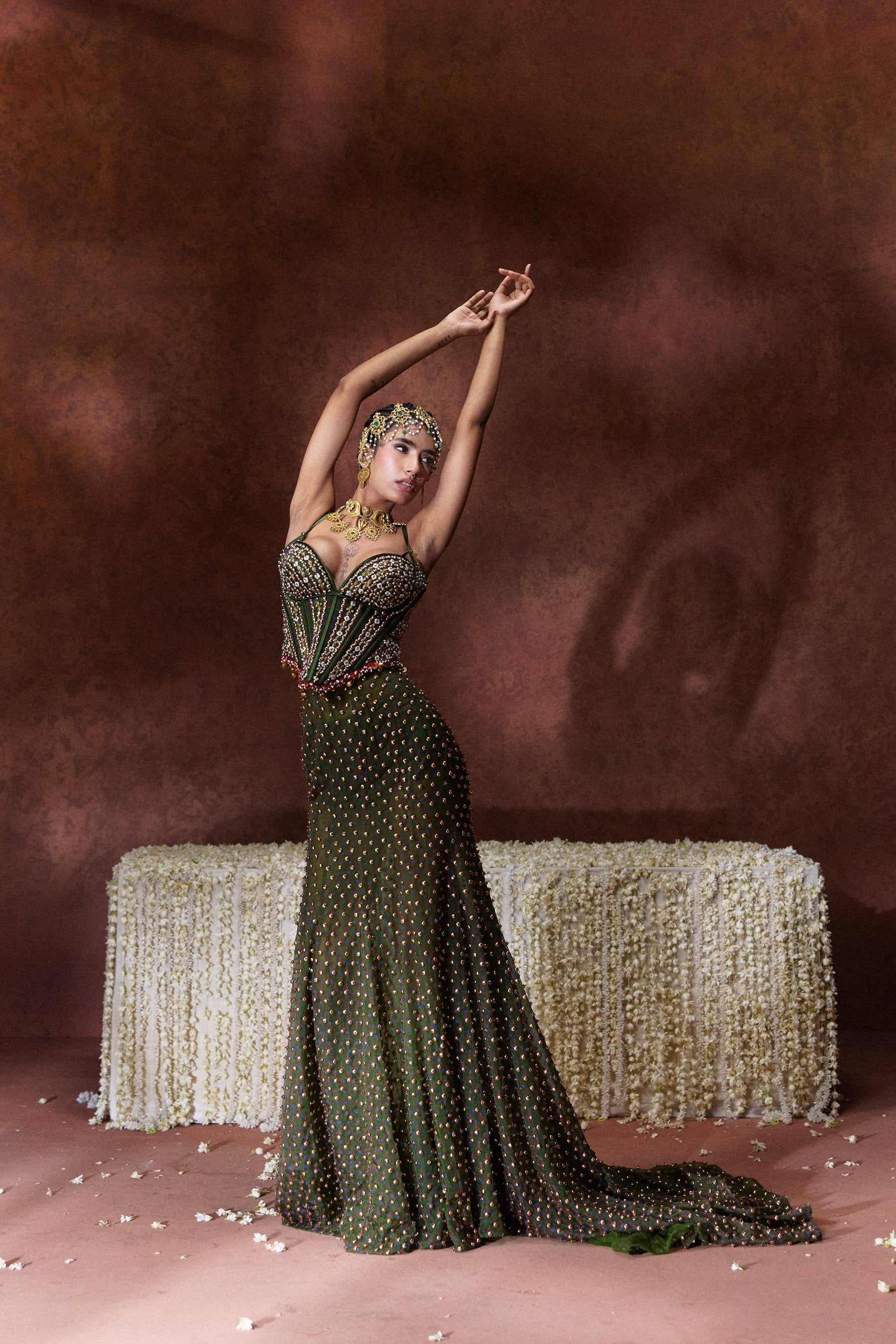 Zeenat Skirt Set Secondary image