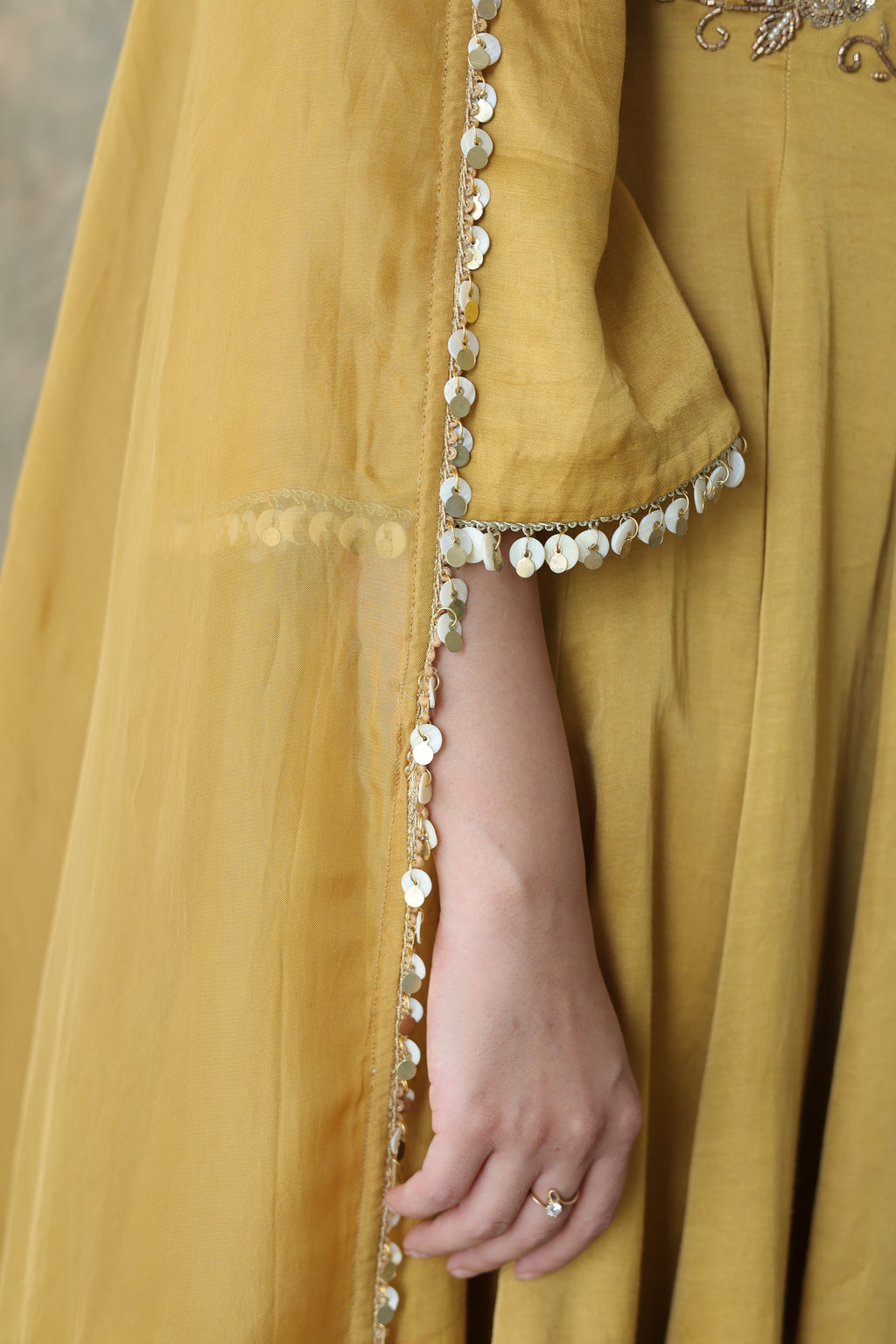 Zariya Short Anarkali With Tulip Pants