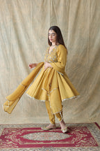 Zariya Short Anarkali With Tulip Pants