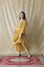 Zariya Short Anarkali With Tulip Pants