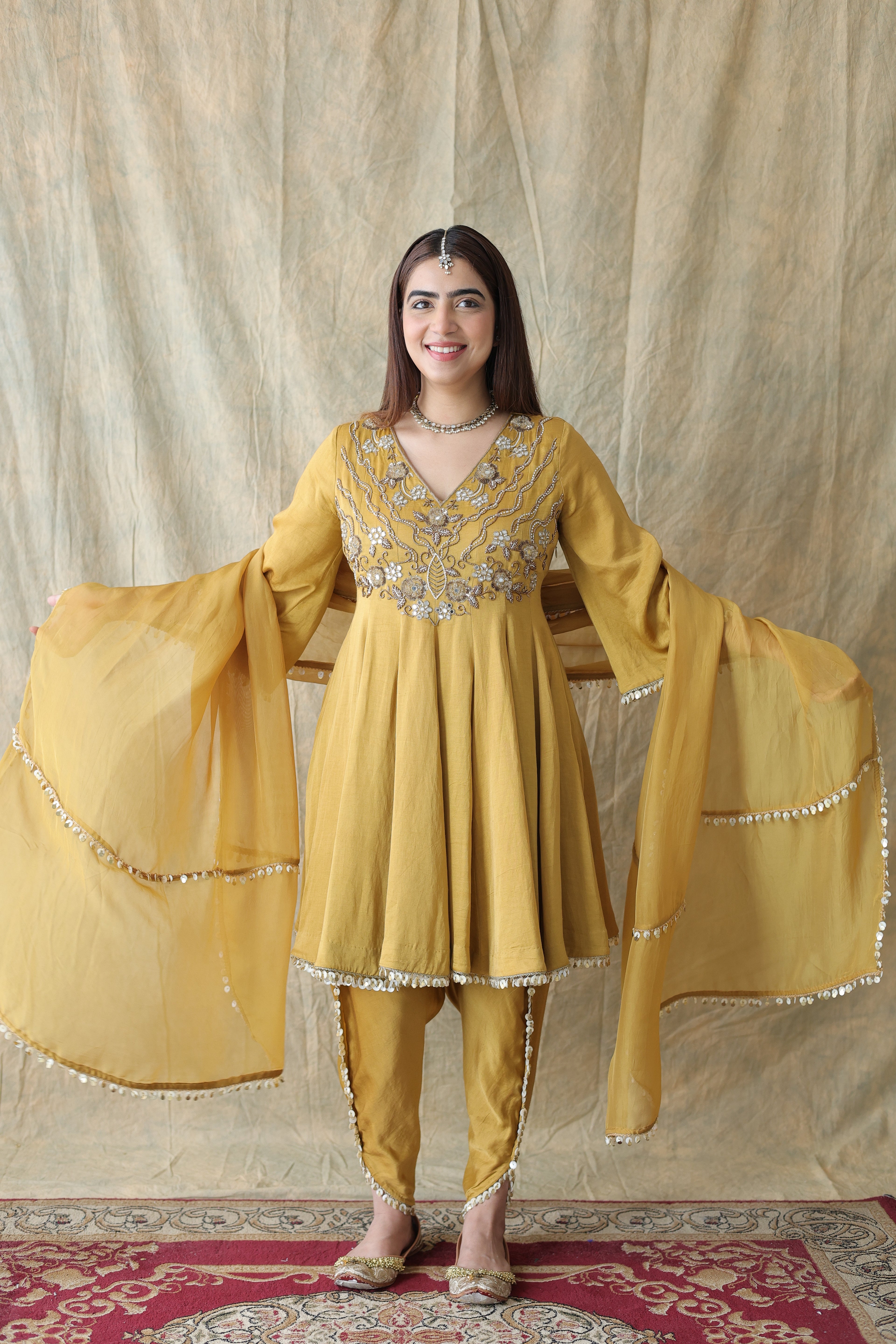 Zariya Short Anarkali With Tulip Pants
