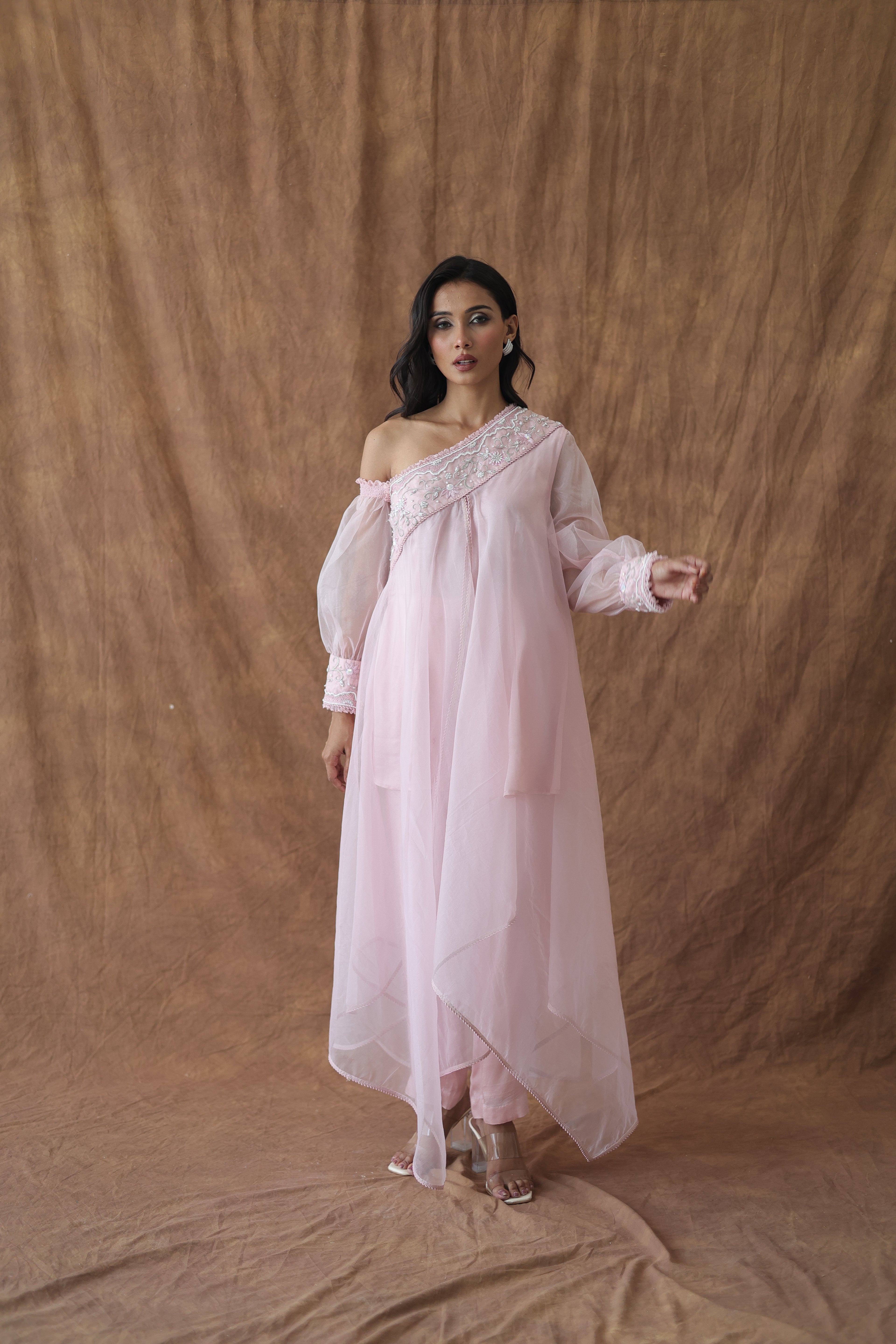 Khwaab One Shoulder Open Cape With Cigaratte Pants