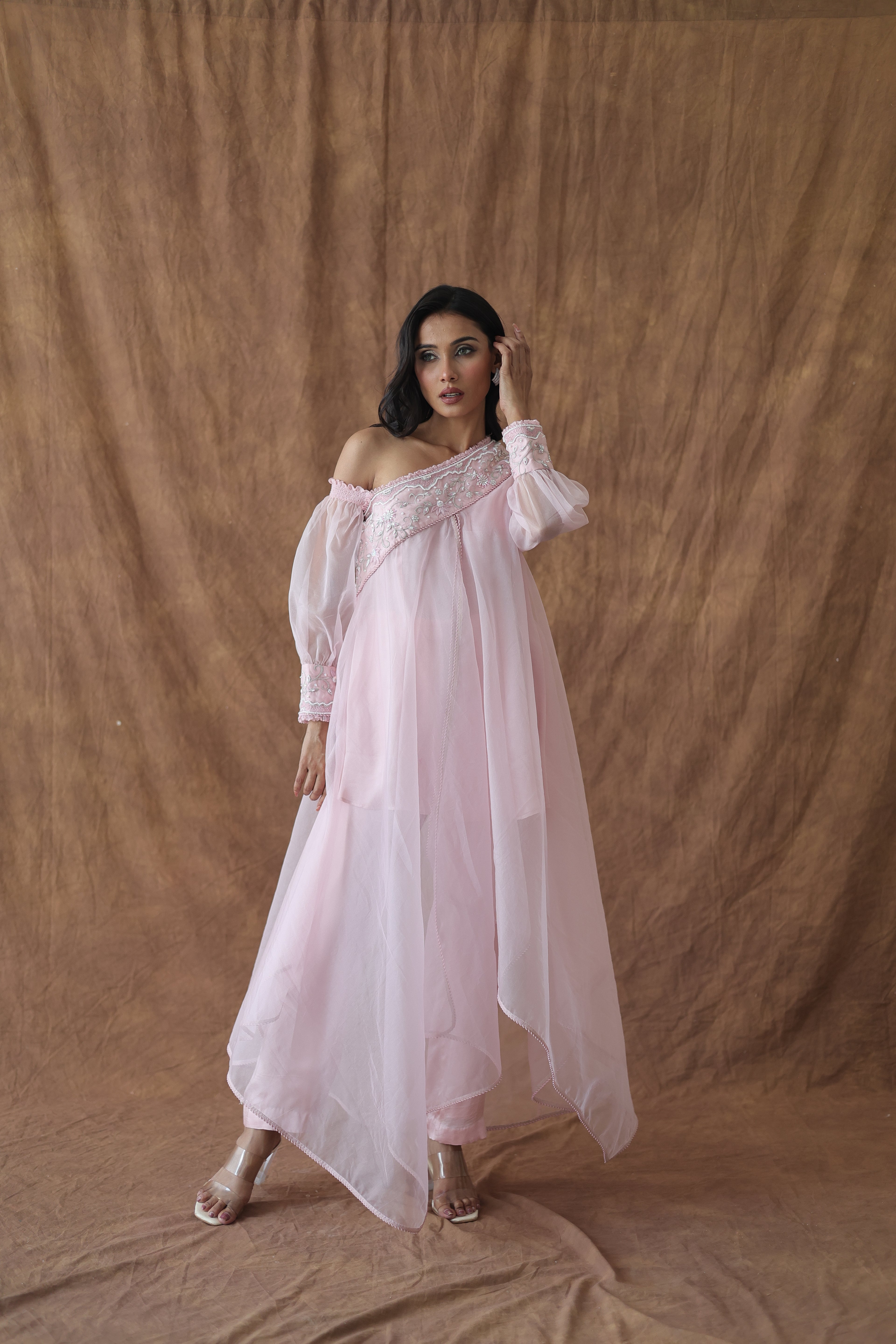 Khwaab One Shoulder Open Cape With Cigaratte Pants