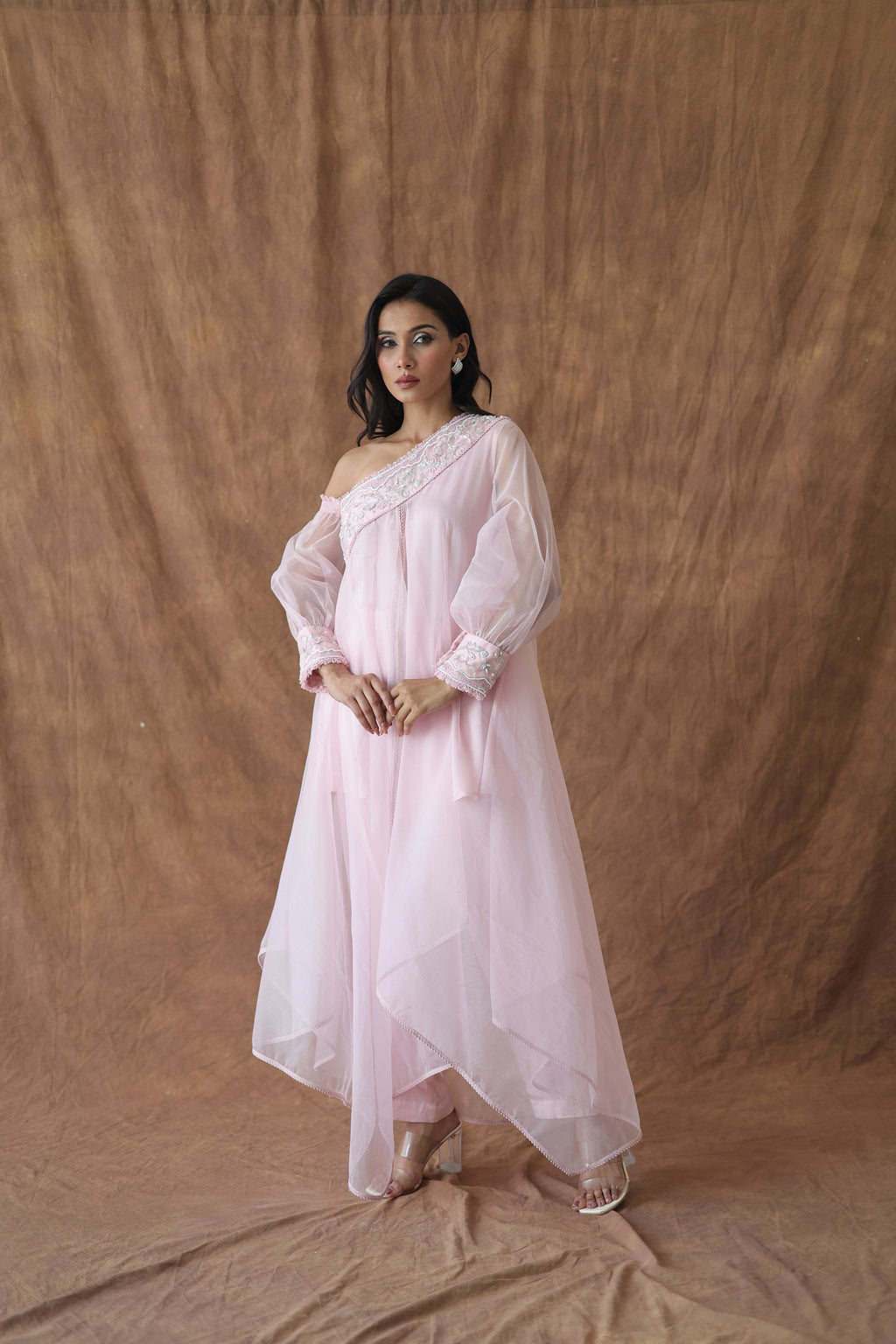 Khwaab One Shoulder Open Cape With Cigaratte Pants