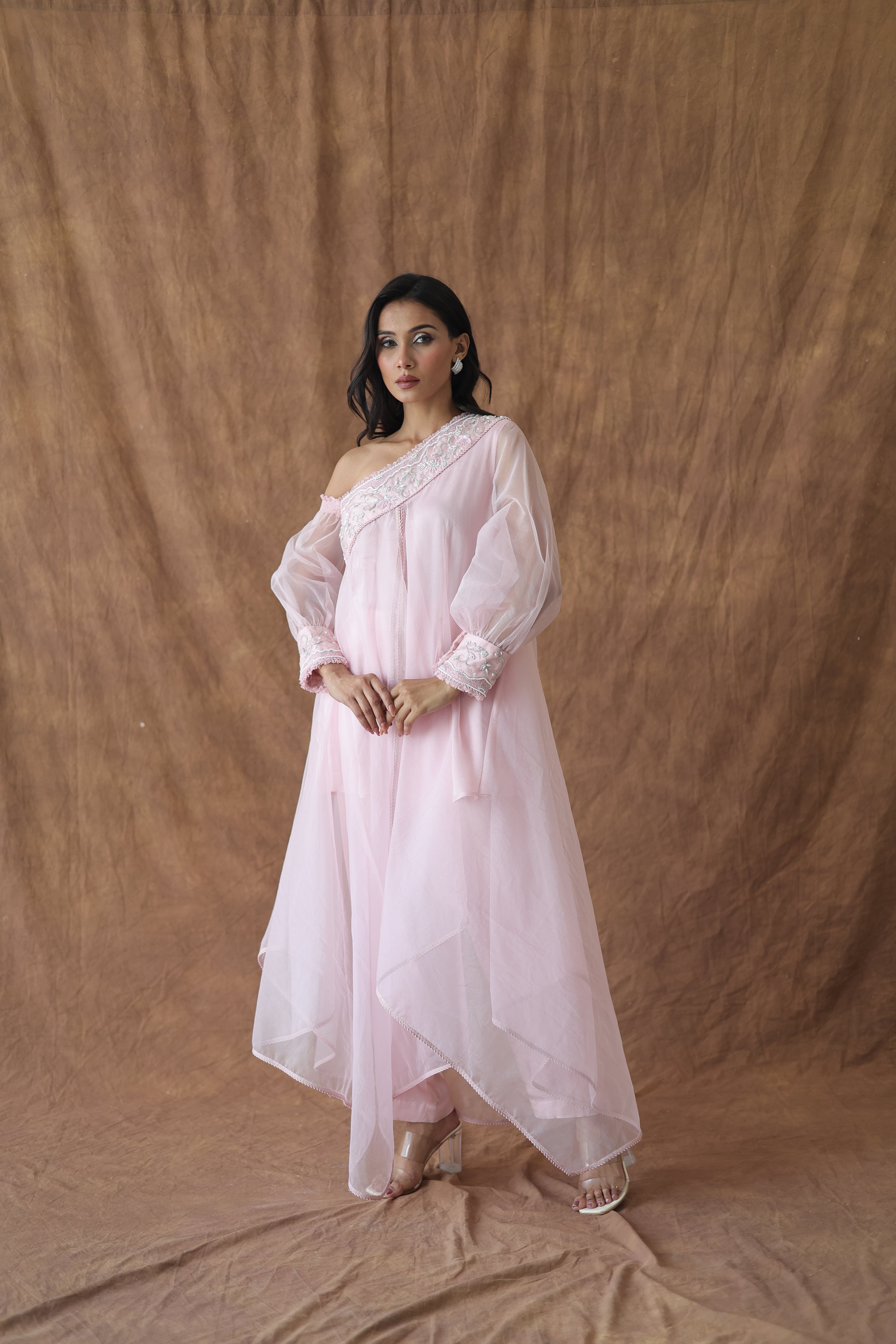 Khwaab One Shoulder Open Cape With Cigaratte Pants