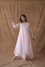 Khwaab One Shoulder Open Cape With Cigaratte Pants