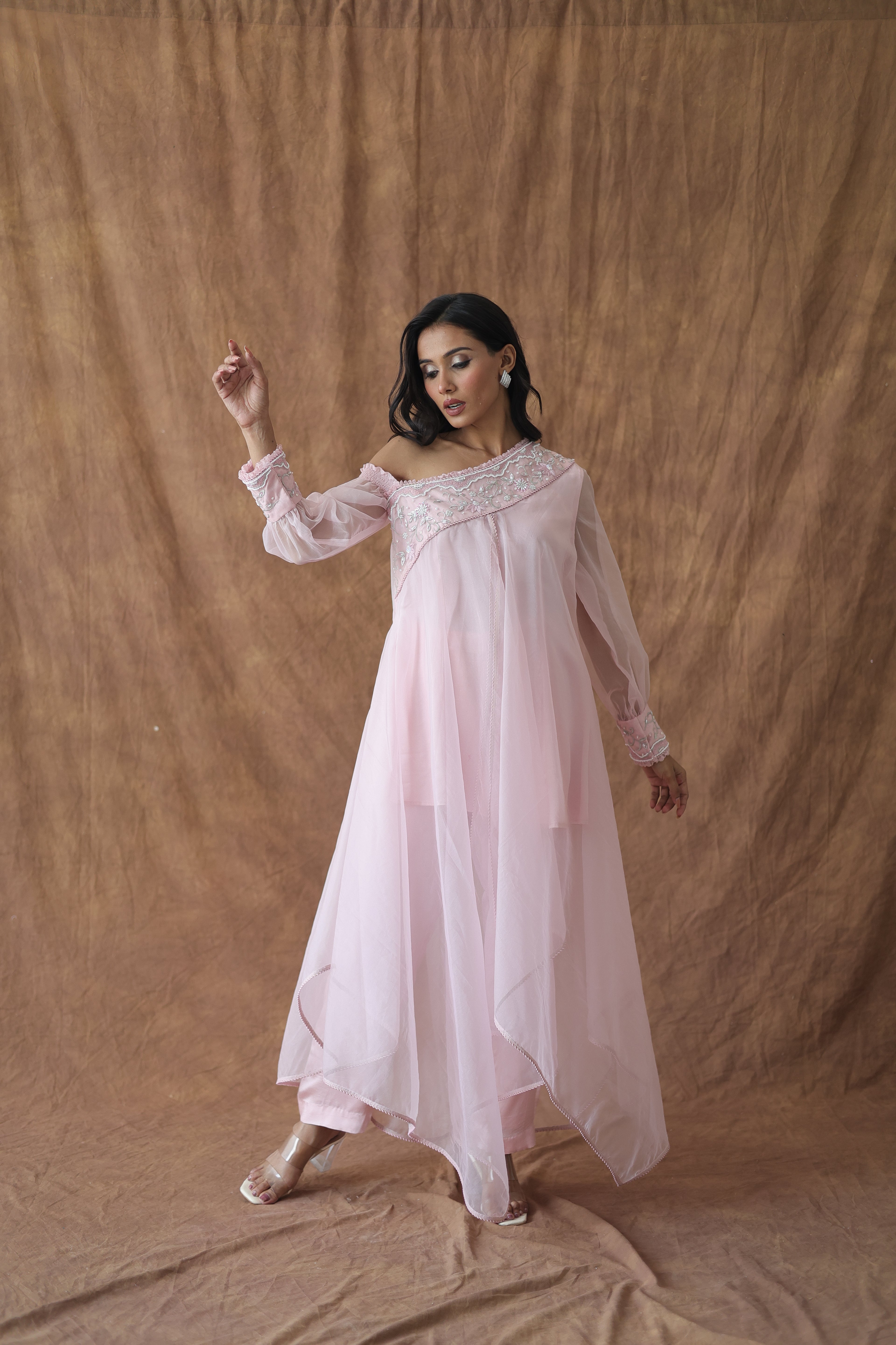 Khwaab One Shoulder Open Cape With Cigaratte Pants