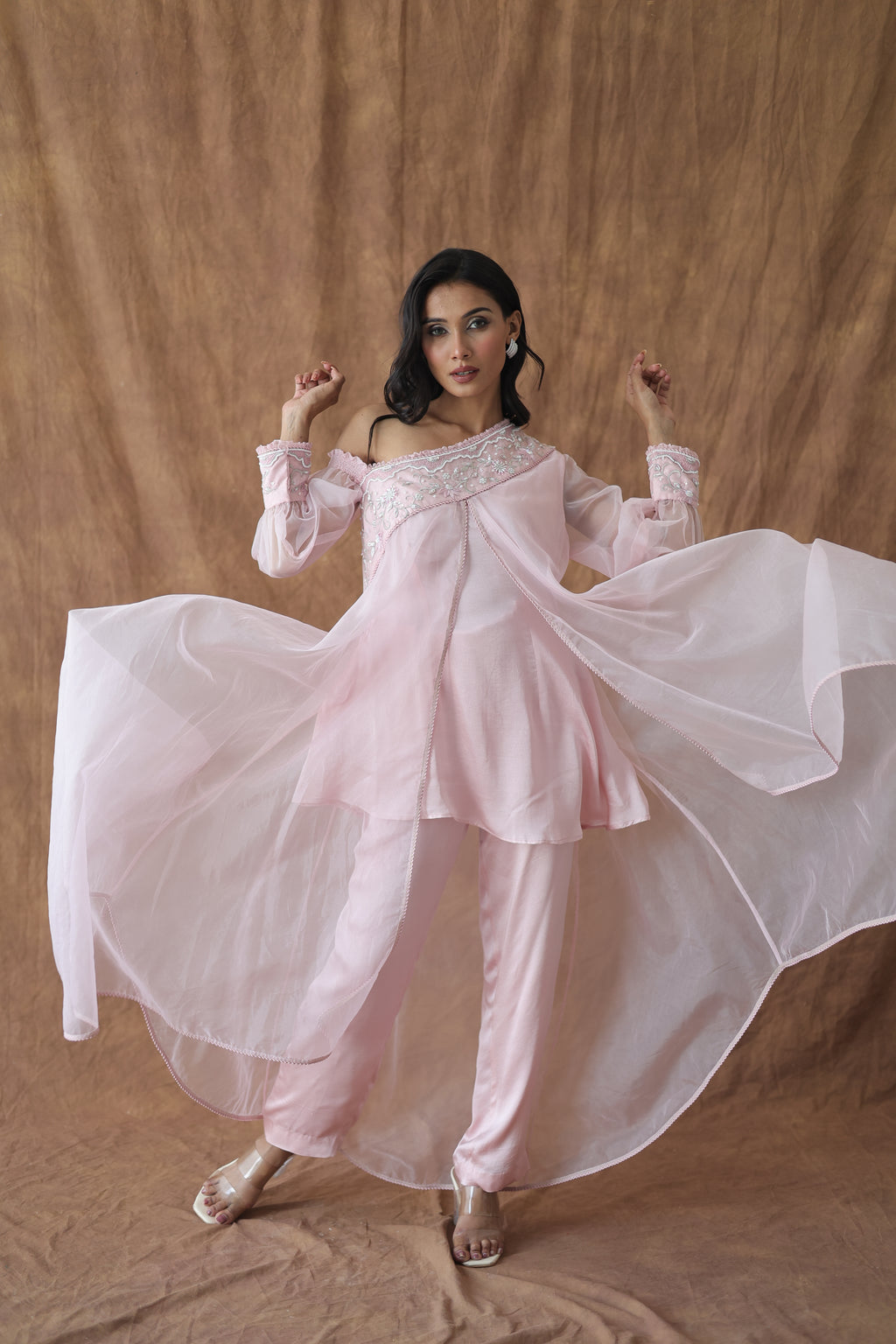 Khwaab One Shoulder Open Cape With Cigaratte Pants