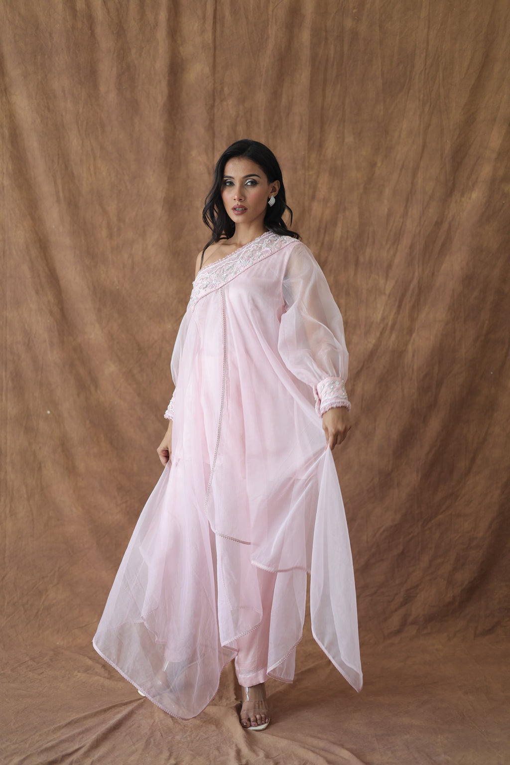 Khwaab One Shoulder Open Cape With Cigaratte Pants