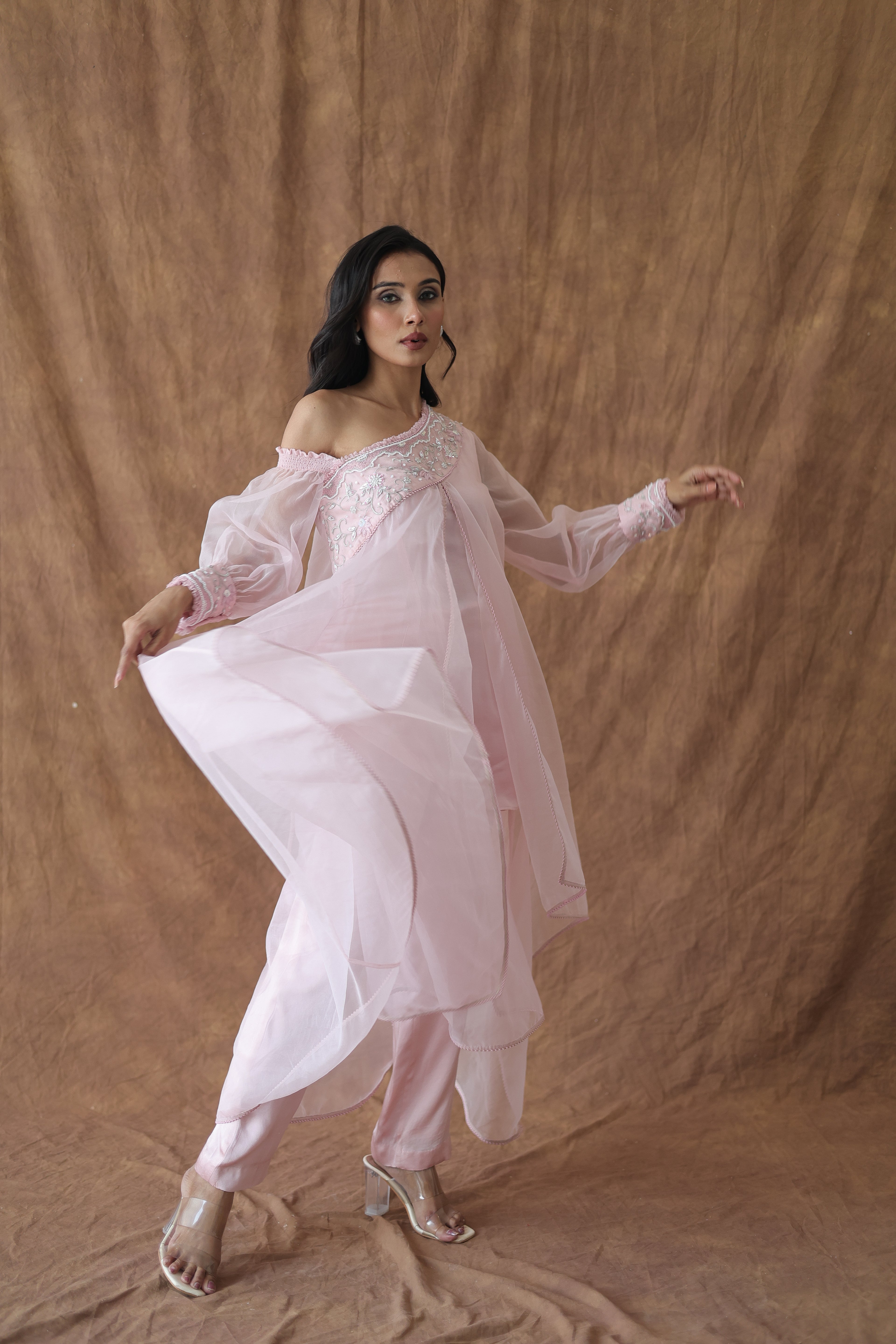 Khwaab One Shoulder Open Cape With Cigaratte Pants
