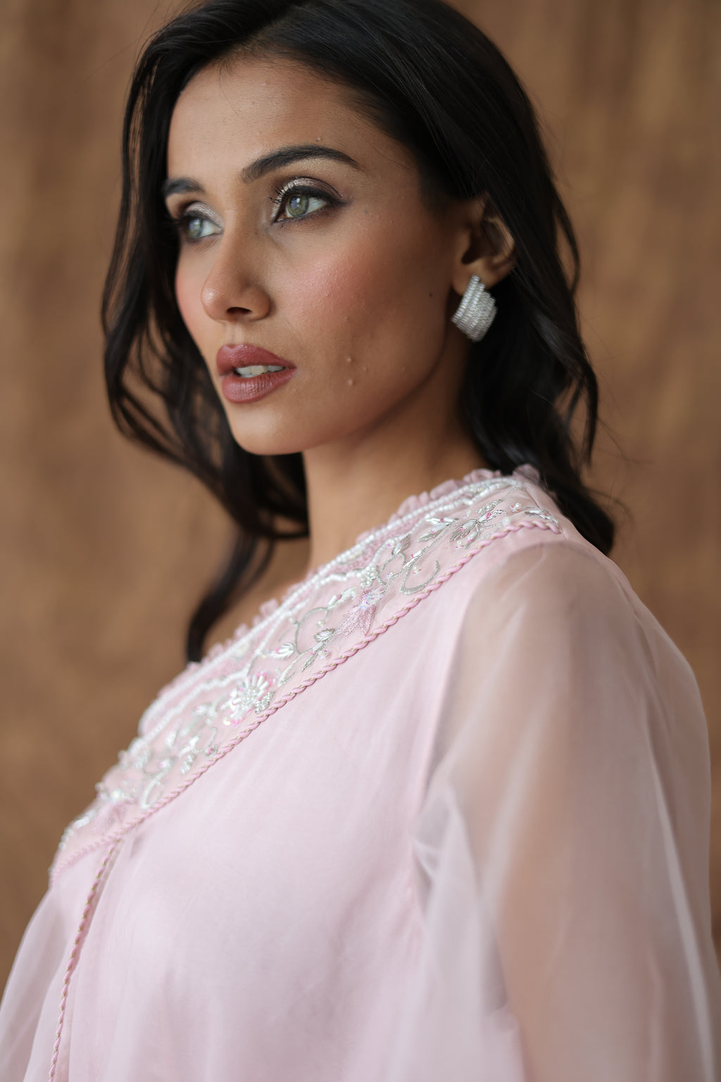 Khwaab One Shoulder Open Cape With Cigaratte Pants