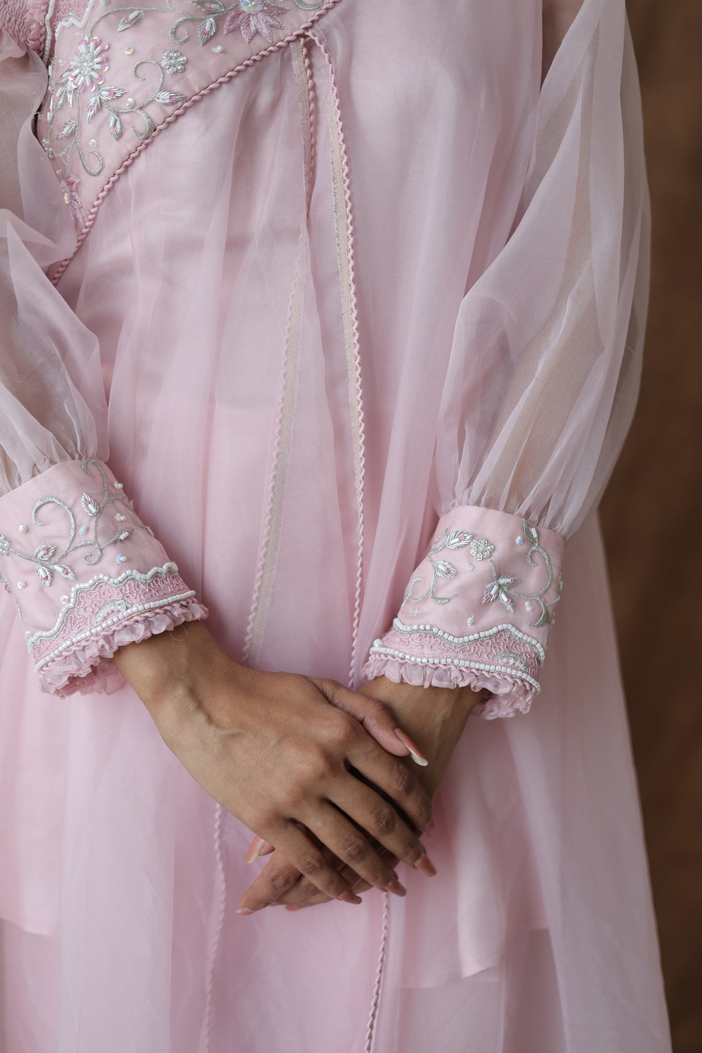 Khwaab One Shoulder Open Cape With Cigaratte Pants