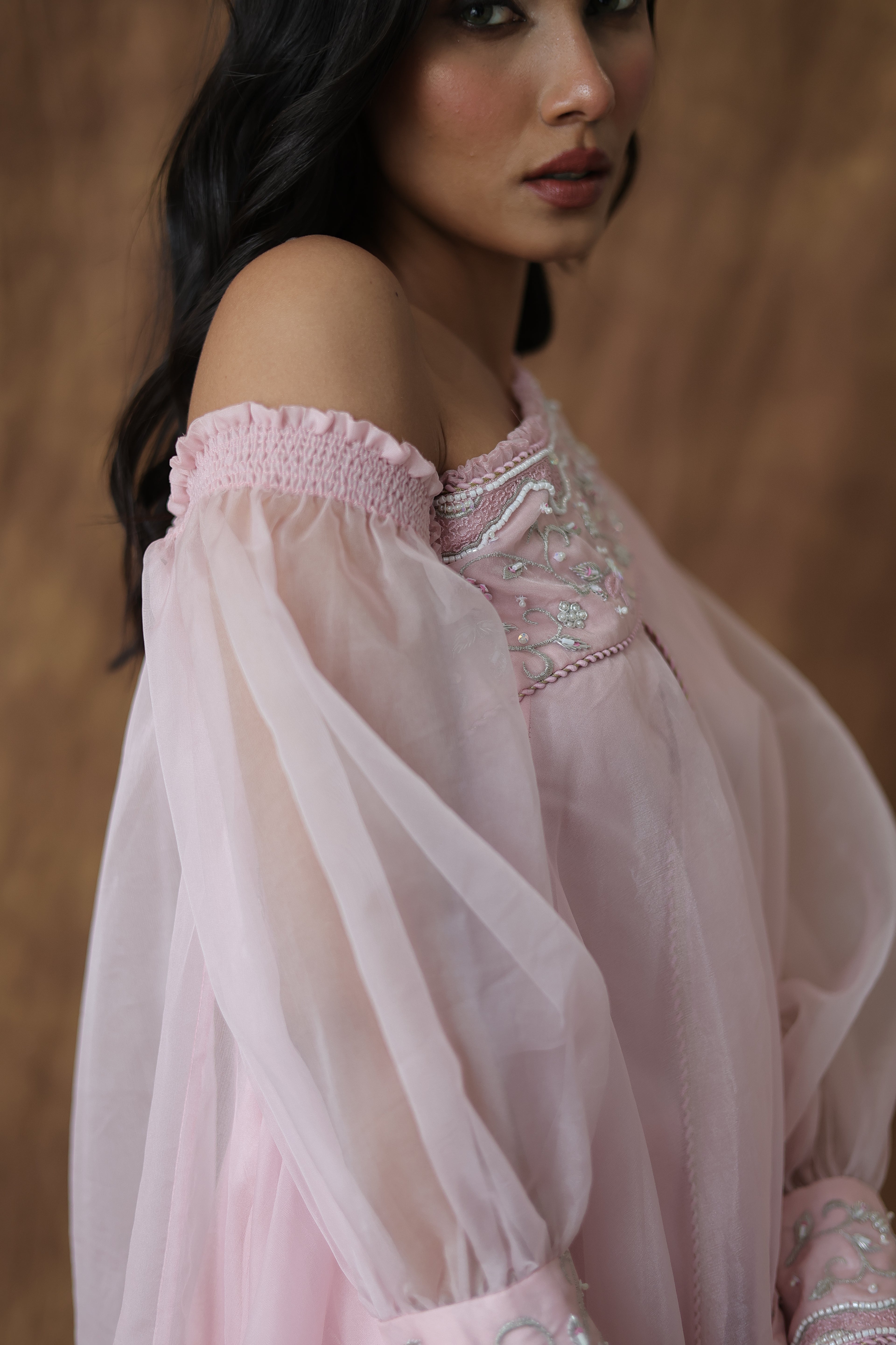 Khwaab One Shoulder Open Cape With Cigaratte Pants