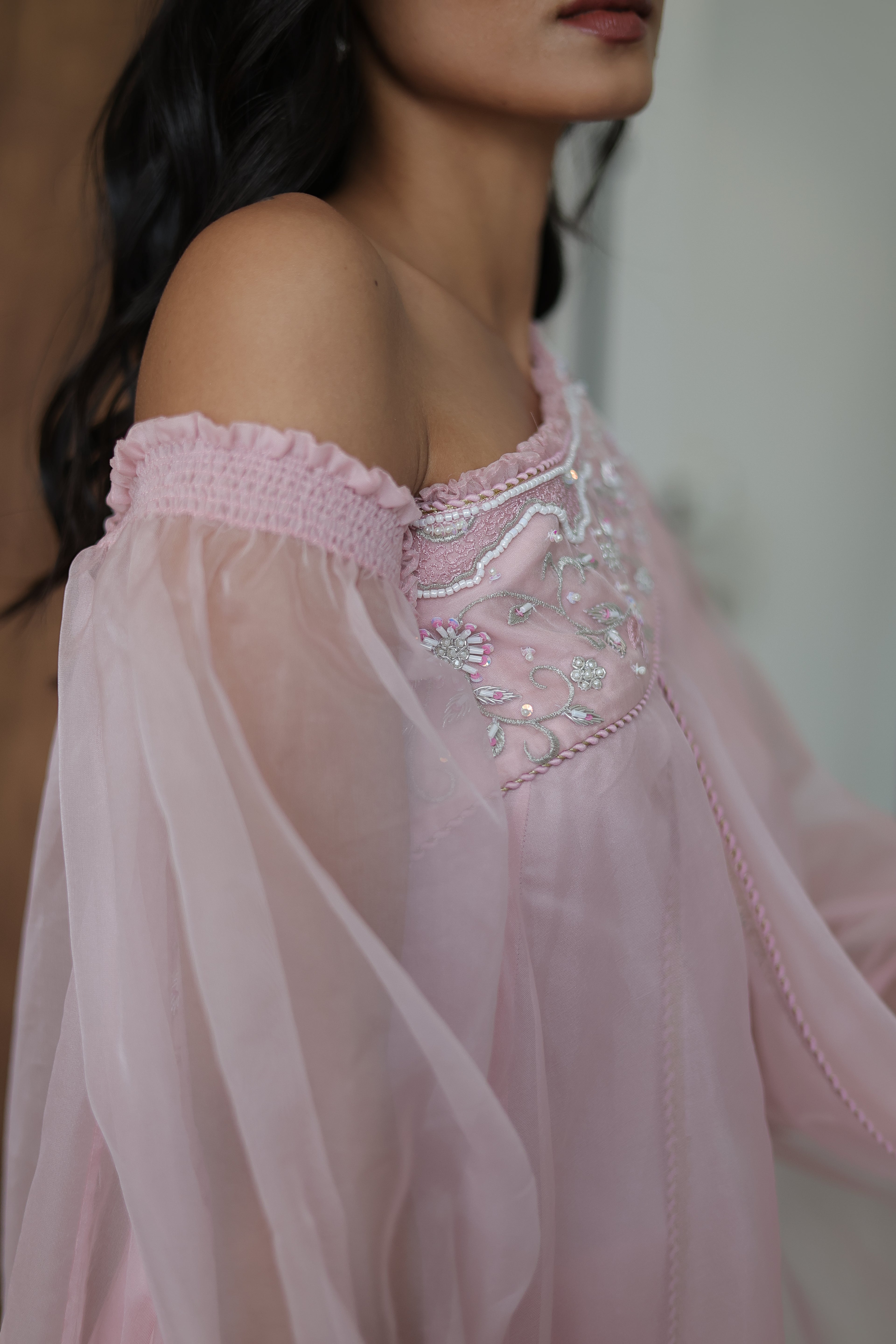 Khwaab One Shoulder Open Cape With Cigaratte Pants