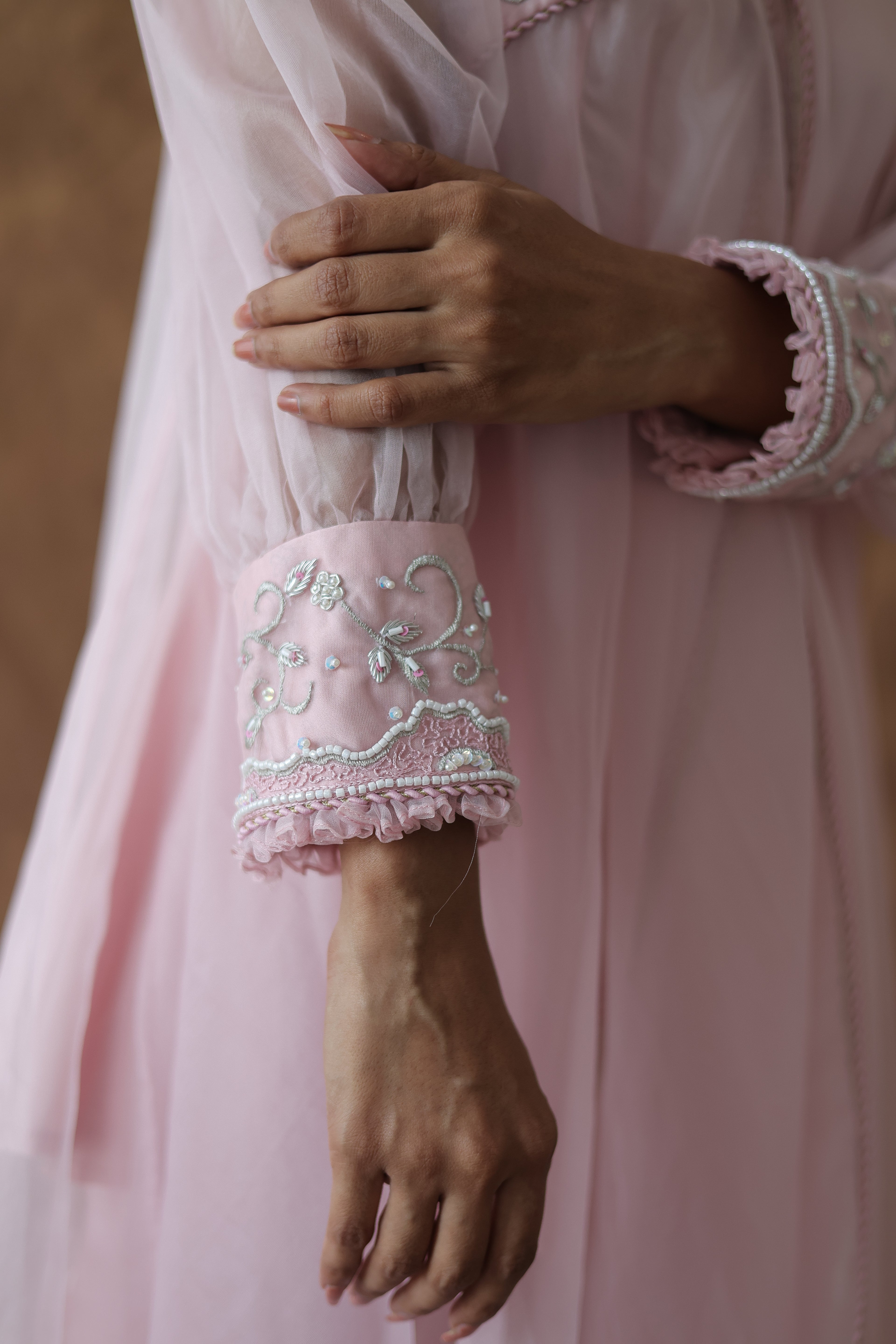 Khwaab One Shoulder Open Cape With Cigaratte Pants