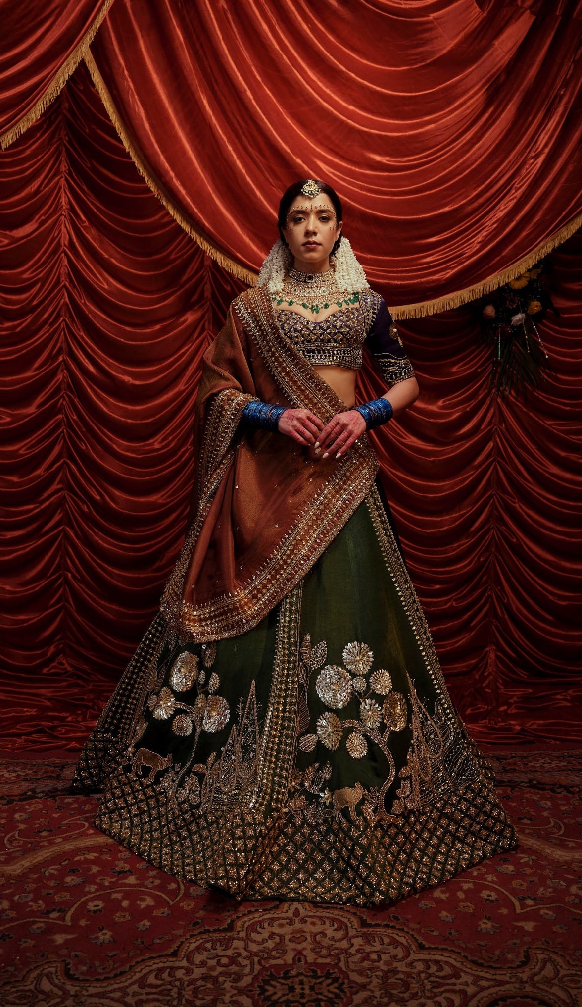 Vadhu Lehenga Main image