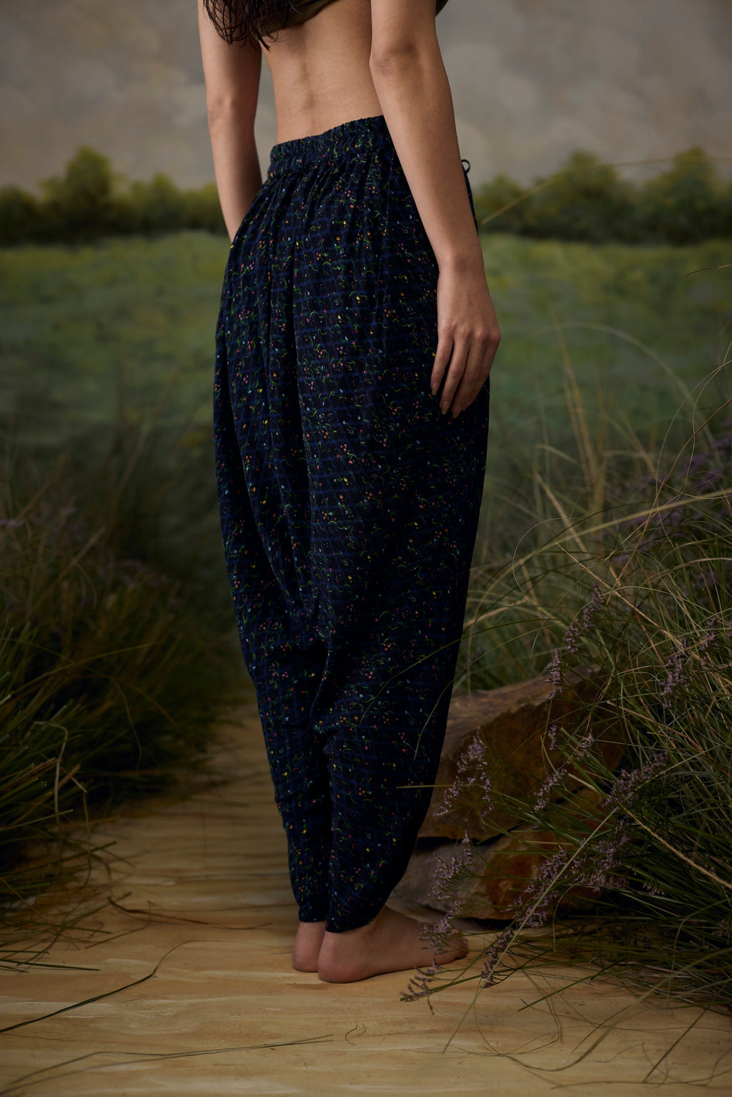 Onyx Embroidered Kurta