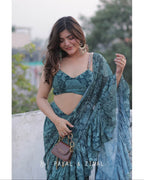 Kritika Khurana In Bagh