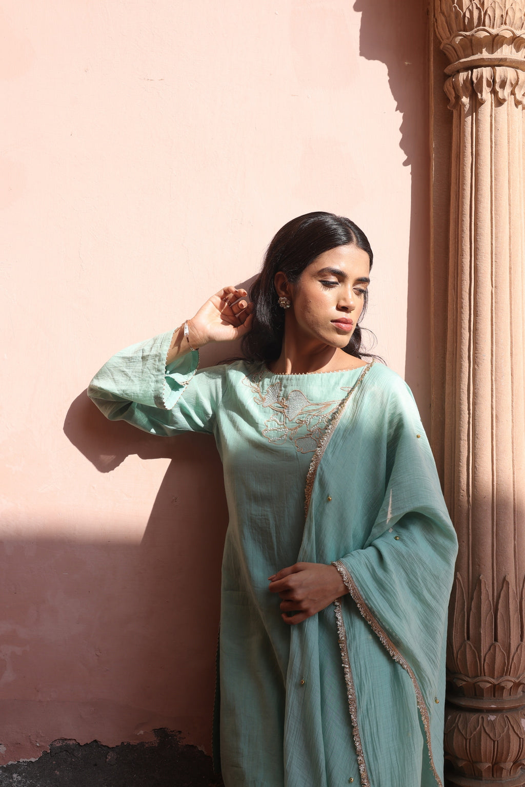 Firoza Boat Neck Kurta And Farsi Salwar Set