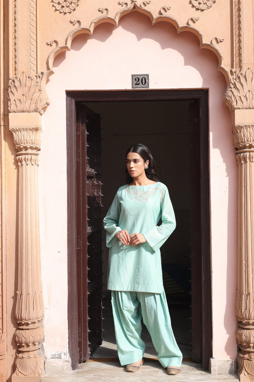 Firoza Boat Neck Kurta And Farsi Salwar Set