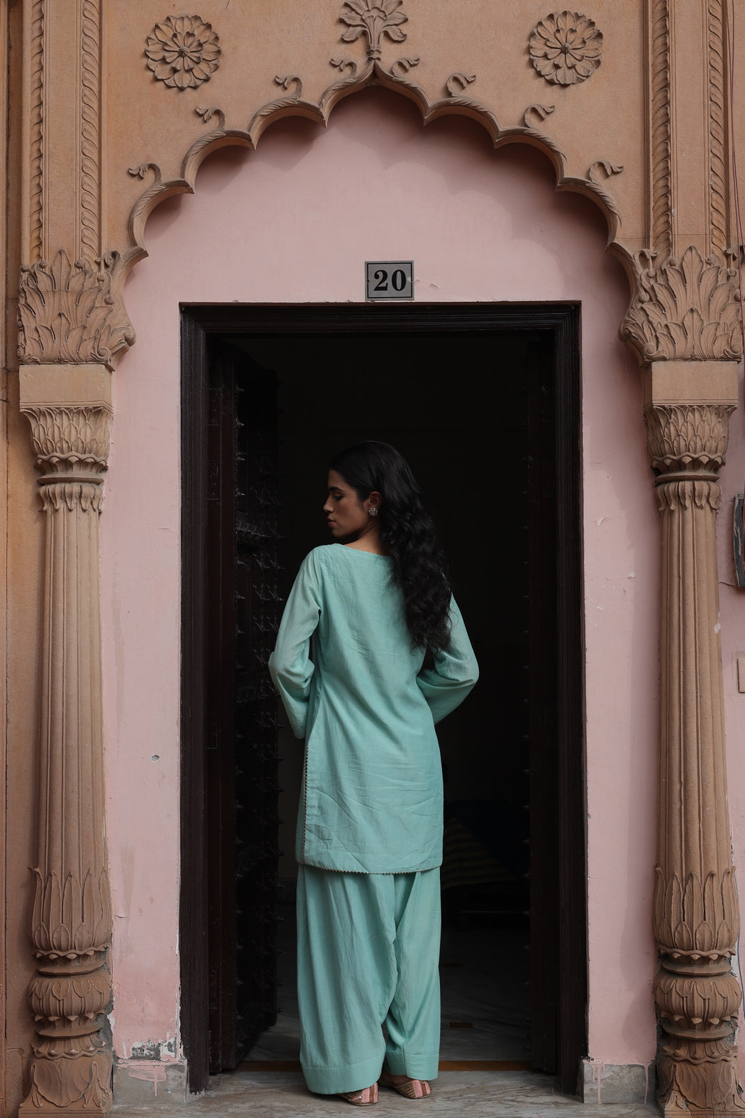 Firoza Boat Neck Kurta And Farsi Salwar Set