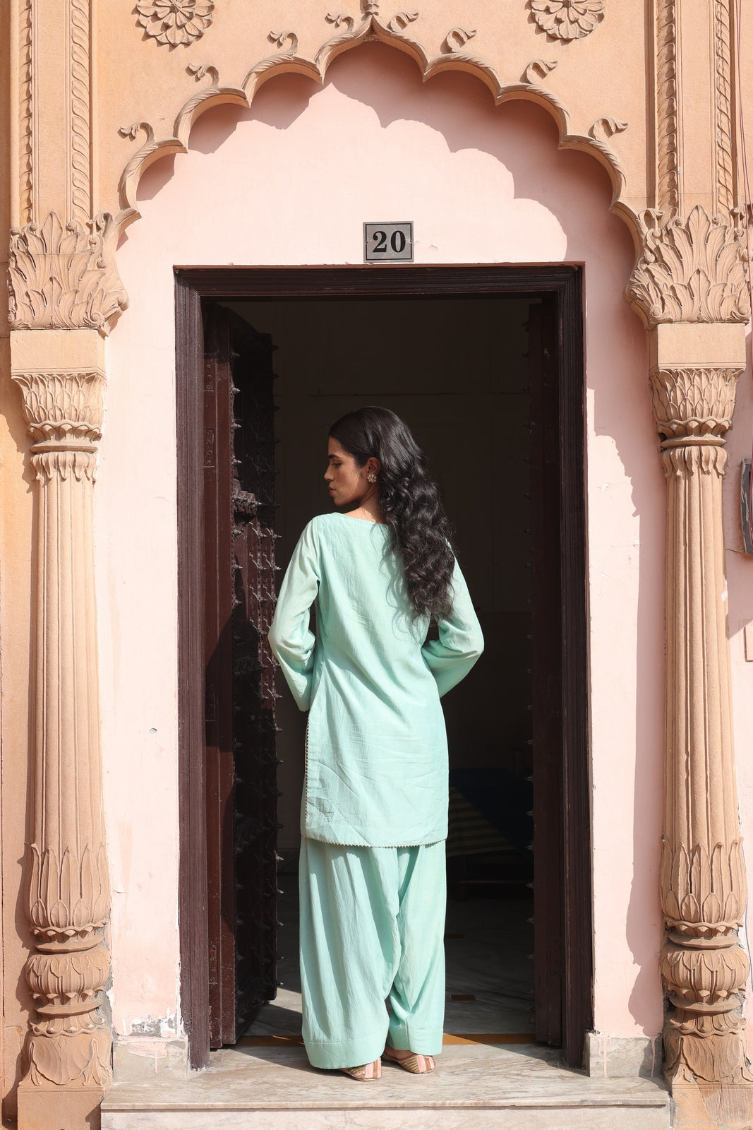 Firoza Boat Neck Kurta And Farsi Salwar Set