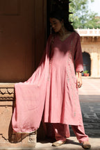 Shafaq Princess Panneled Staright Kurta Trouser Set