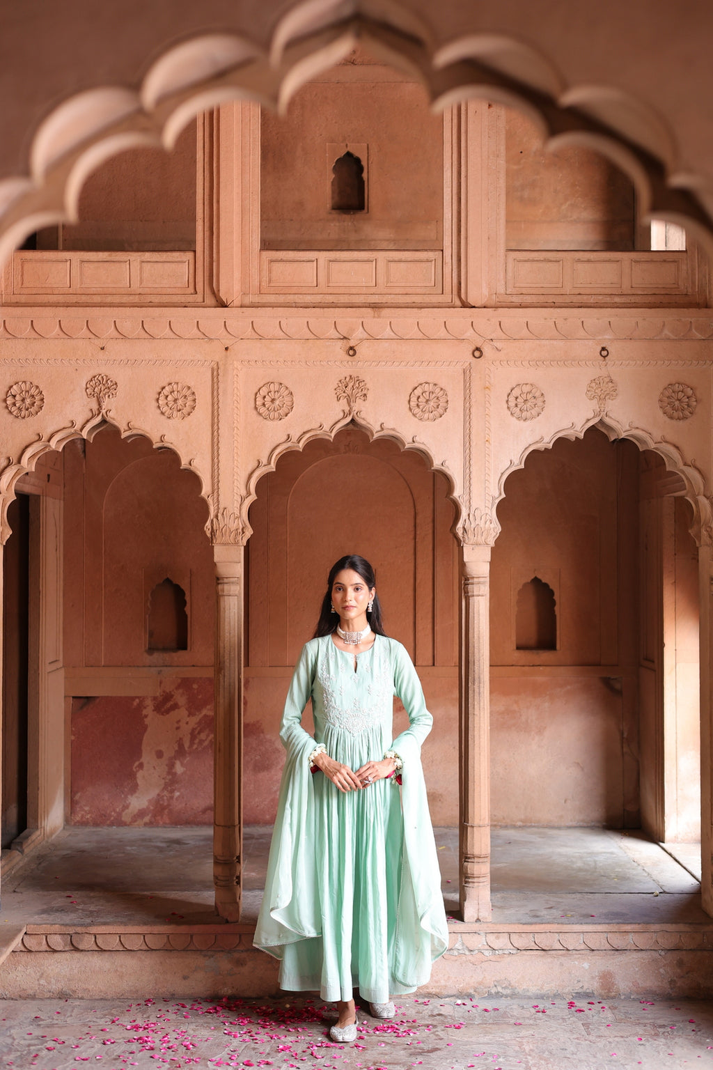 Mehr Centre Pleated Kali Kurta With Dupatta