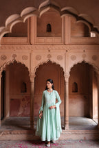 Mehr Centre Pleated Kali Kurta With Dupatta