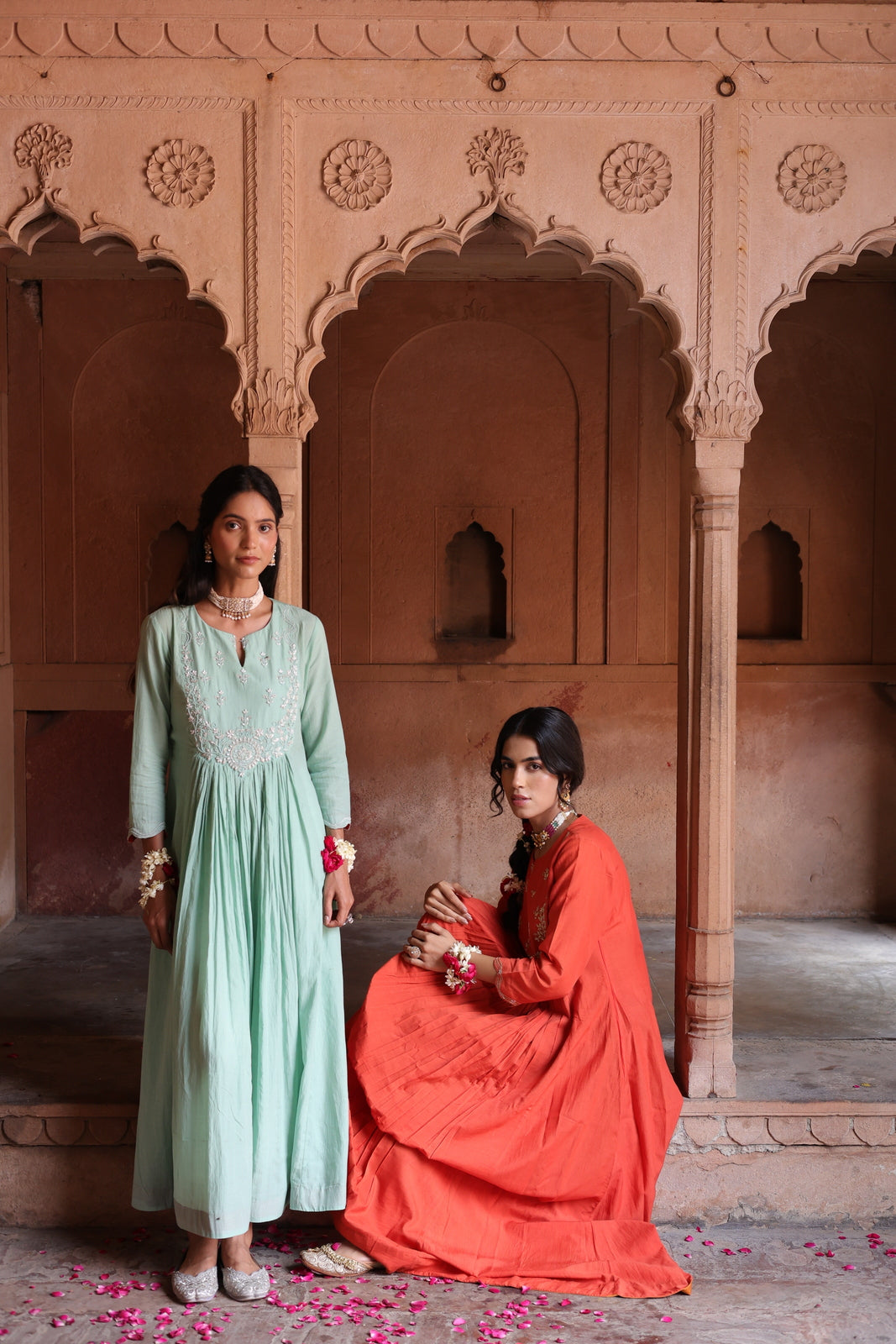 Mehr Centre Pleated Kali Kurta With Dupatta