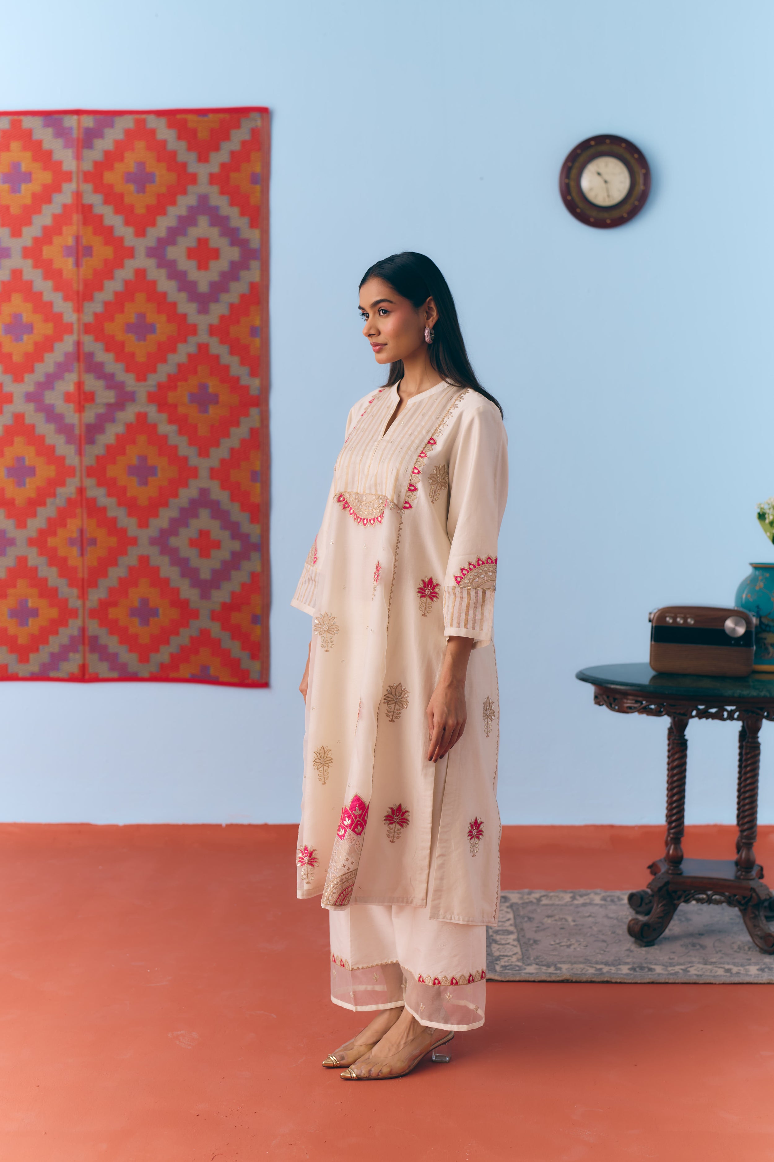 Kamal Kurta Set Secondary image