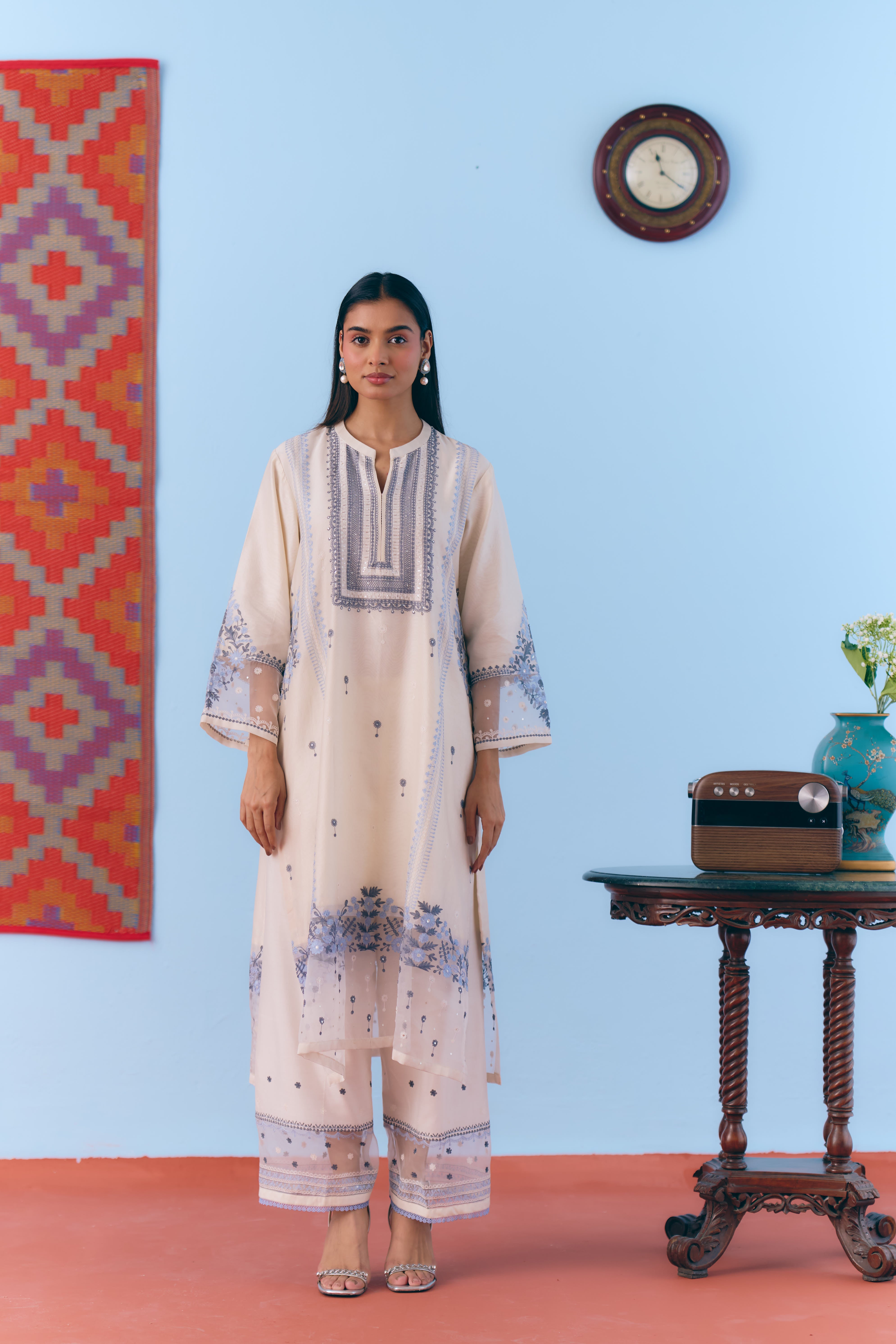 Shaam Chanderi Kurta Set Main image
