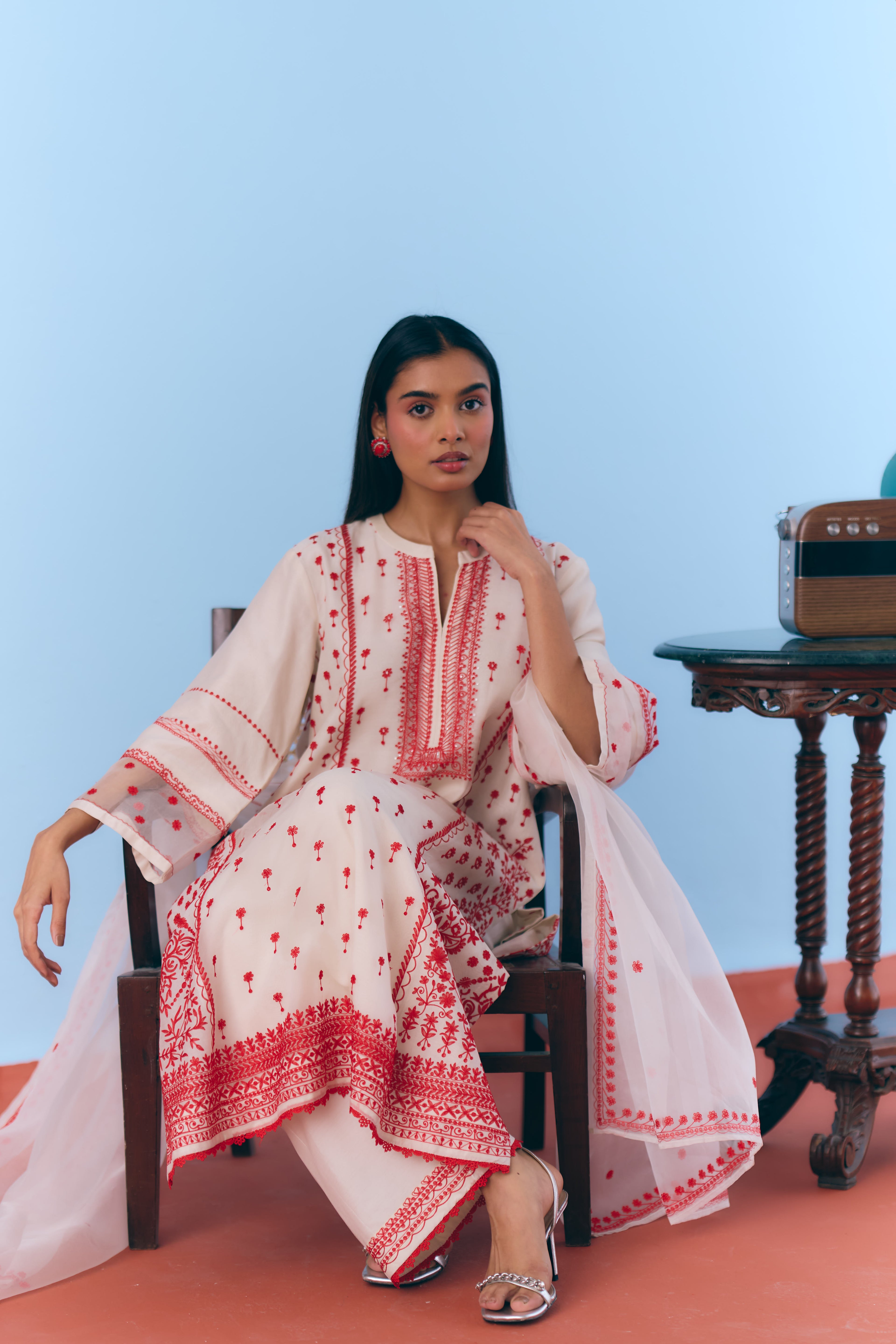 Laal Phulkari Kurta Set