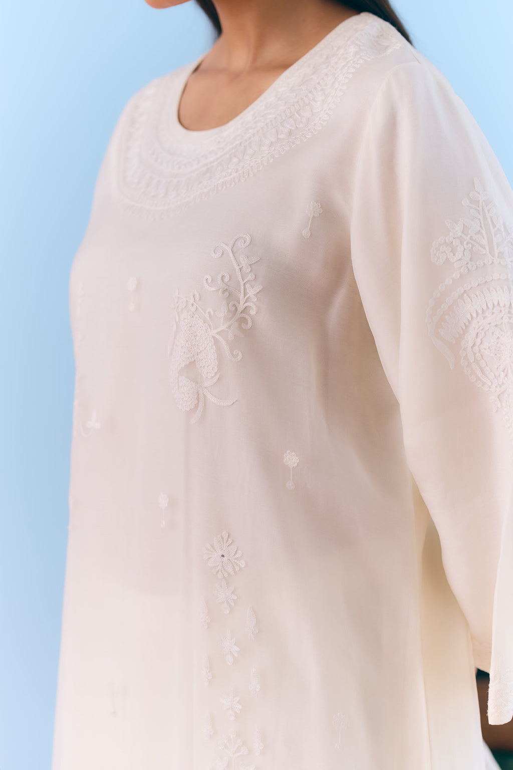 Dhawala Organza Kurta Set