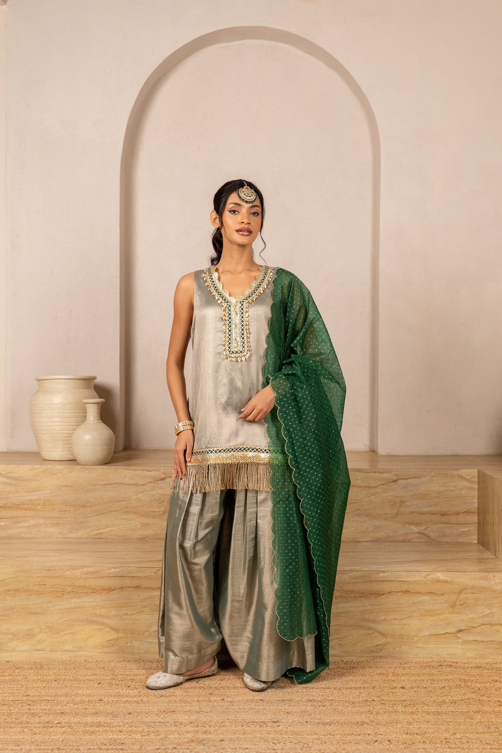 Green Chamak Sleeveless Twill Kurta Set