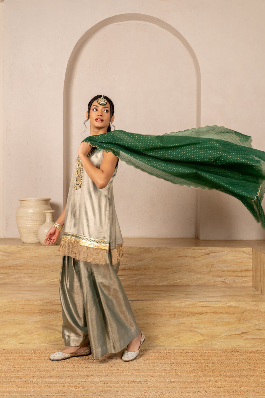 Green Chamak Sleeveless Twill Kurta Set