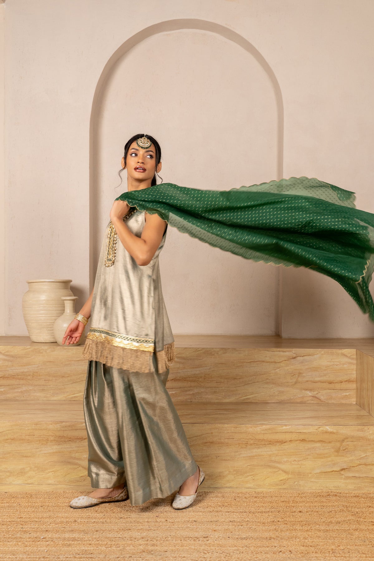 Green Chamak Sleeveless Twill Kurta Set