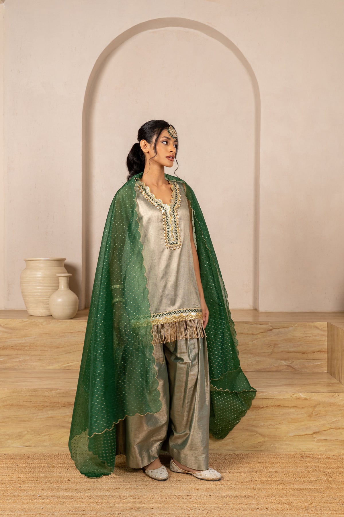 Green Chamak Sleeveless Twill Kurta Set