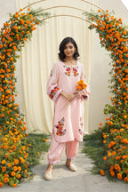 Chanderi silk kurta with single thread embroidery and salwar pants with print details