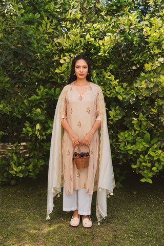 Budding Love Kurta Set