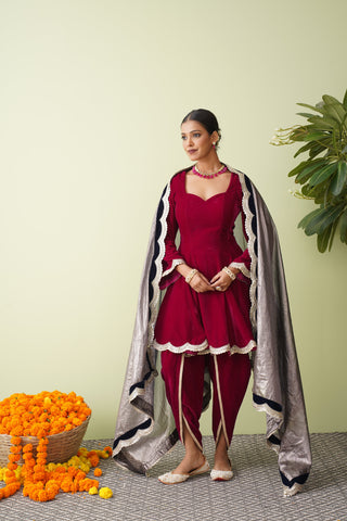 Autumn Ember Velvet Suit with Scalloped Tissue Dupatta