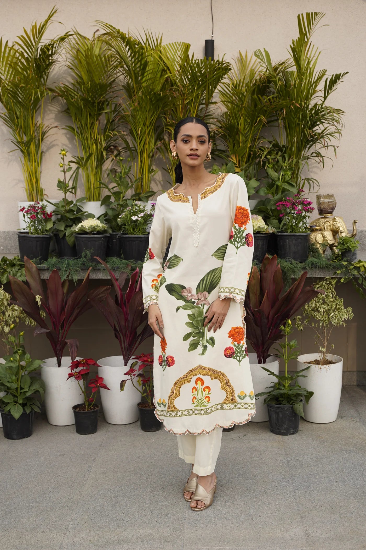 Ivory Printed & Lace Detailed Kurta Set Main image