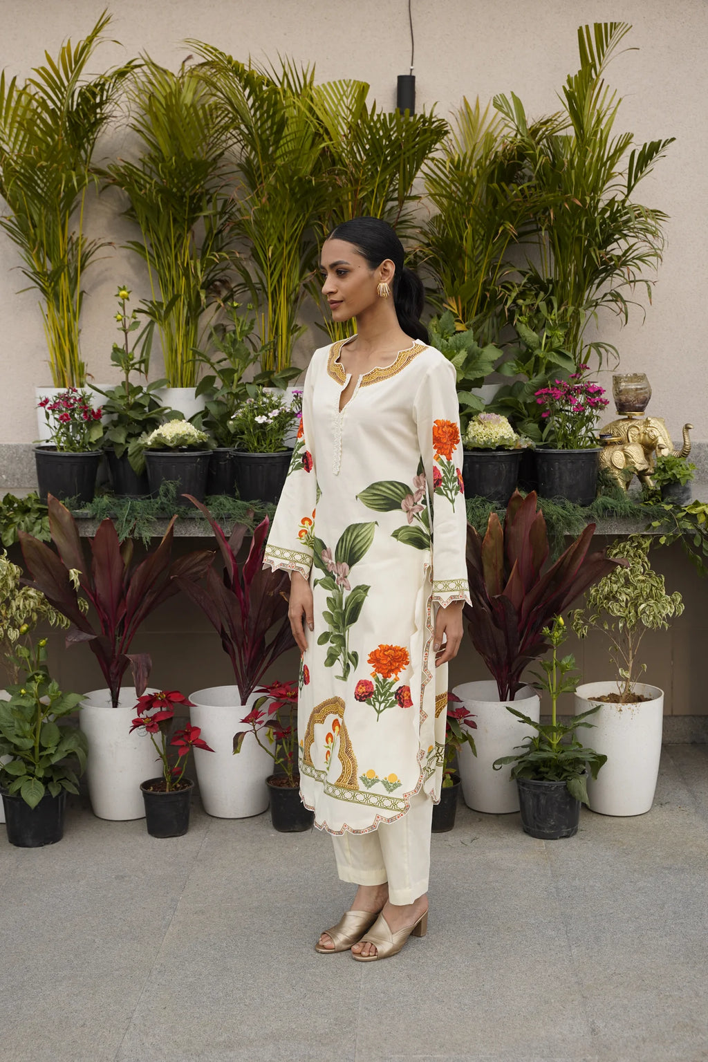 Ivory Printed & Lace Detailed Kurta Set