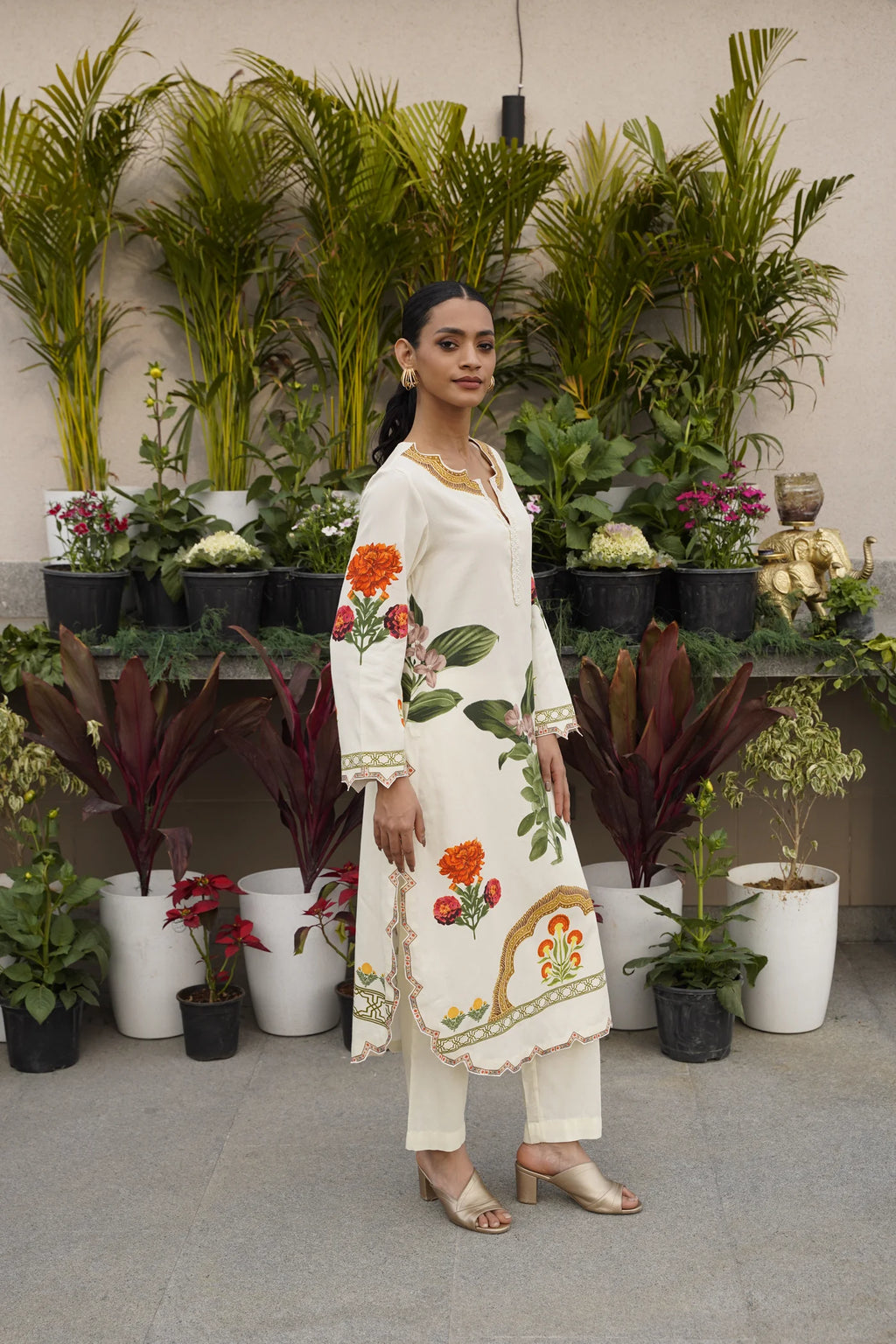 Ivory Printed & Lace Detailed Kurta Set