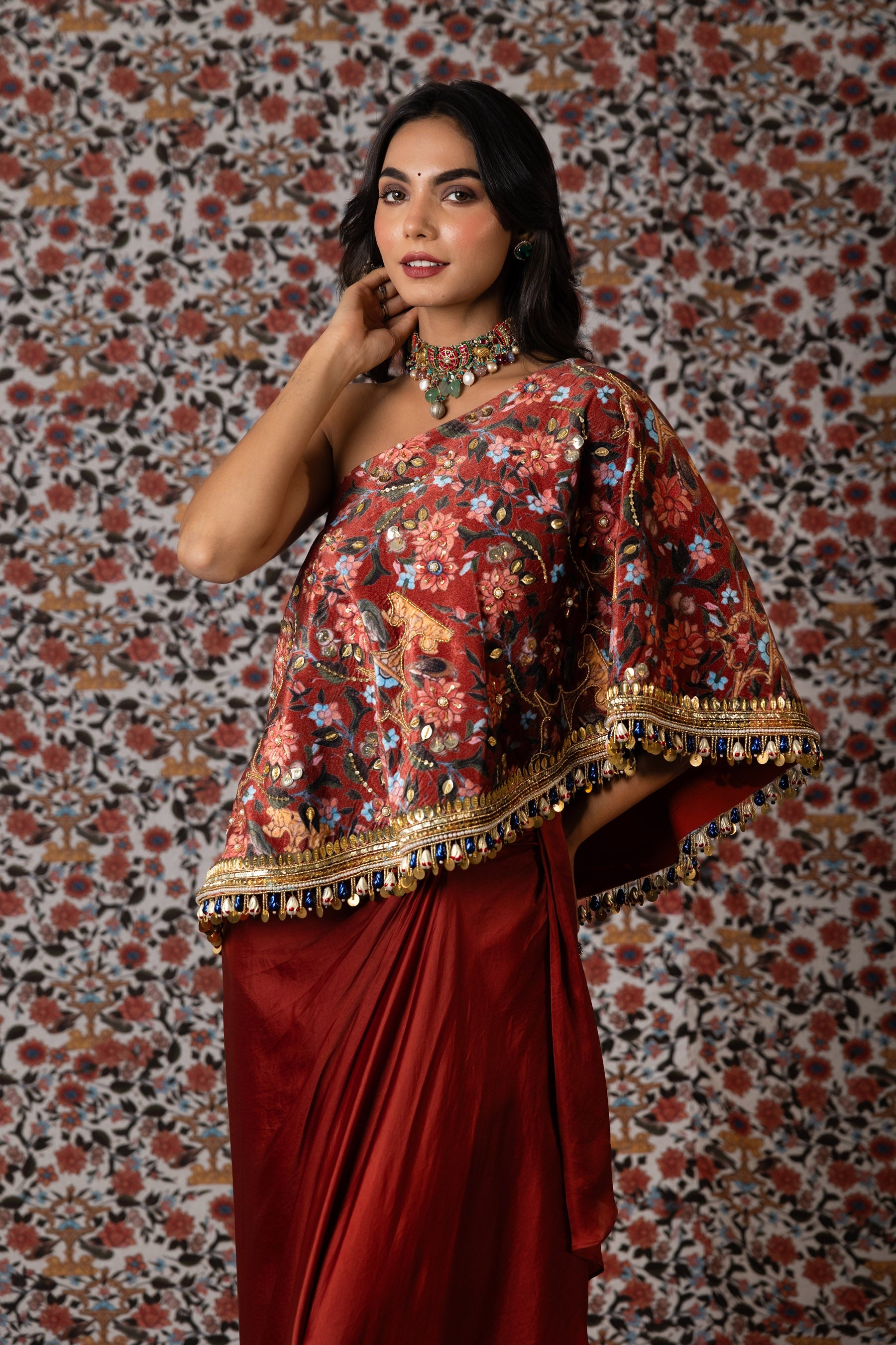 Élarque Asymmetric Skirt Set Secondary image
