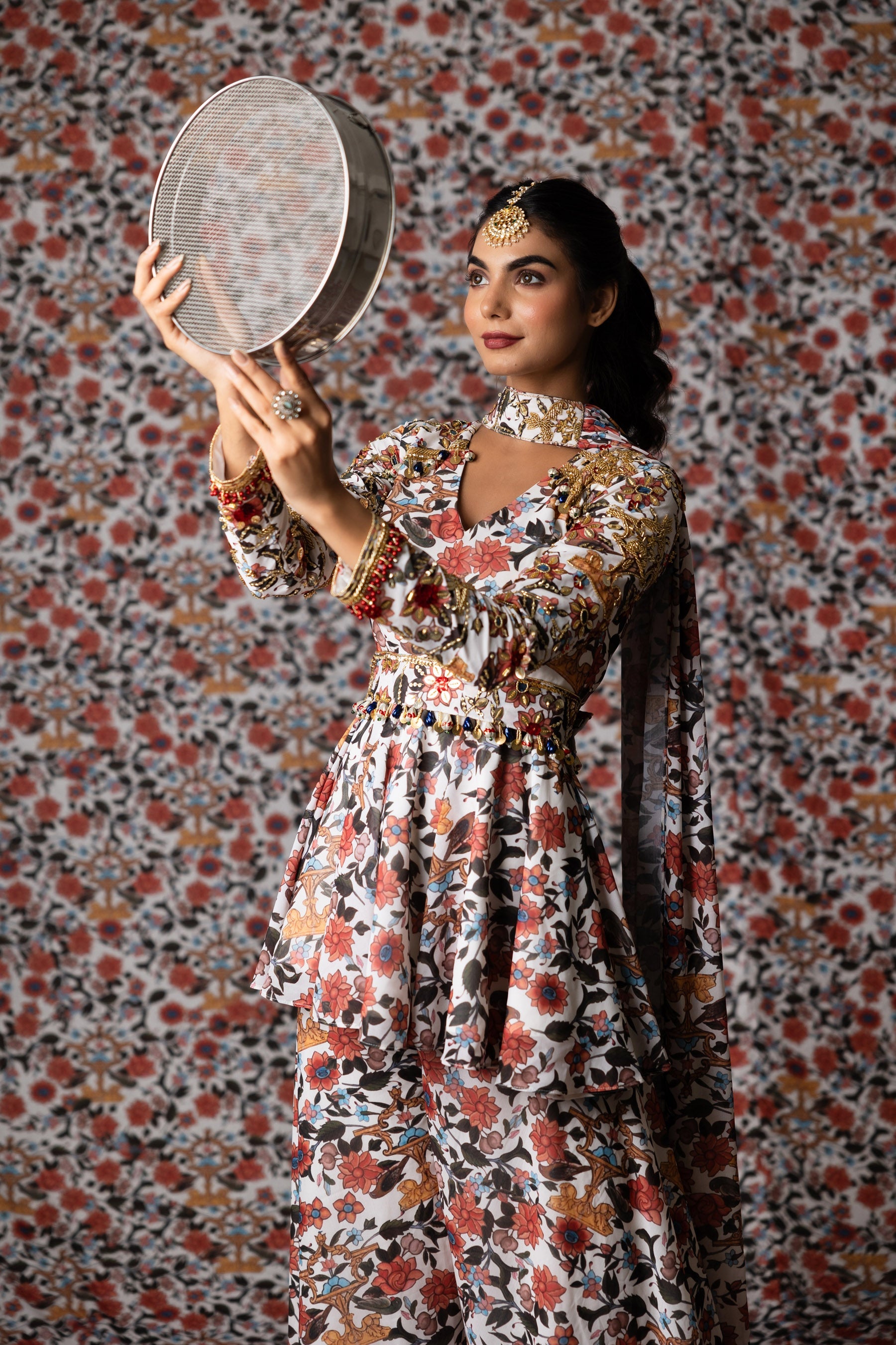 Leana Sharara Set