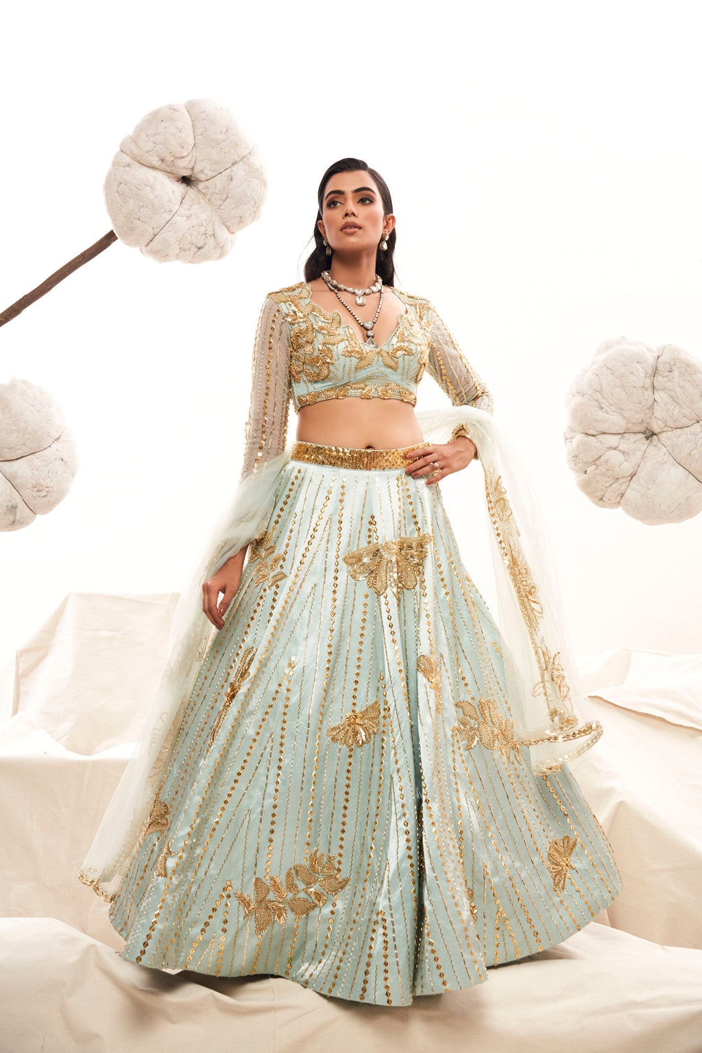 Anara Lehenga