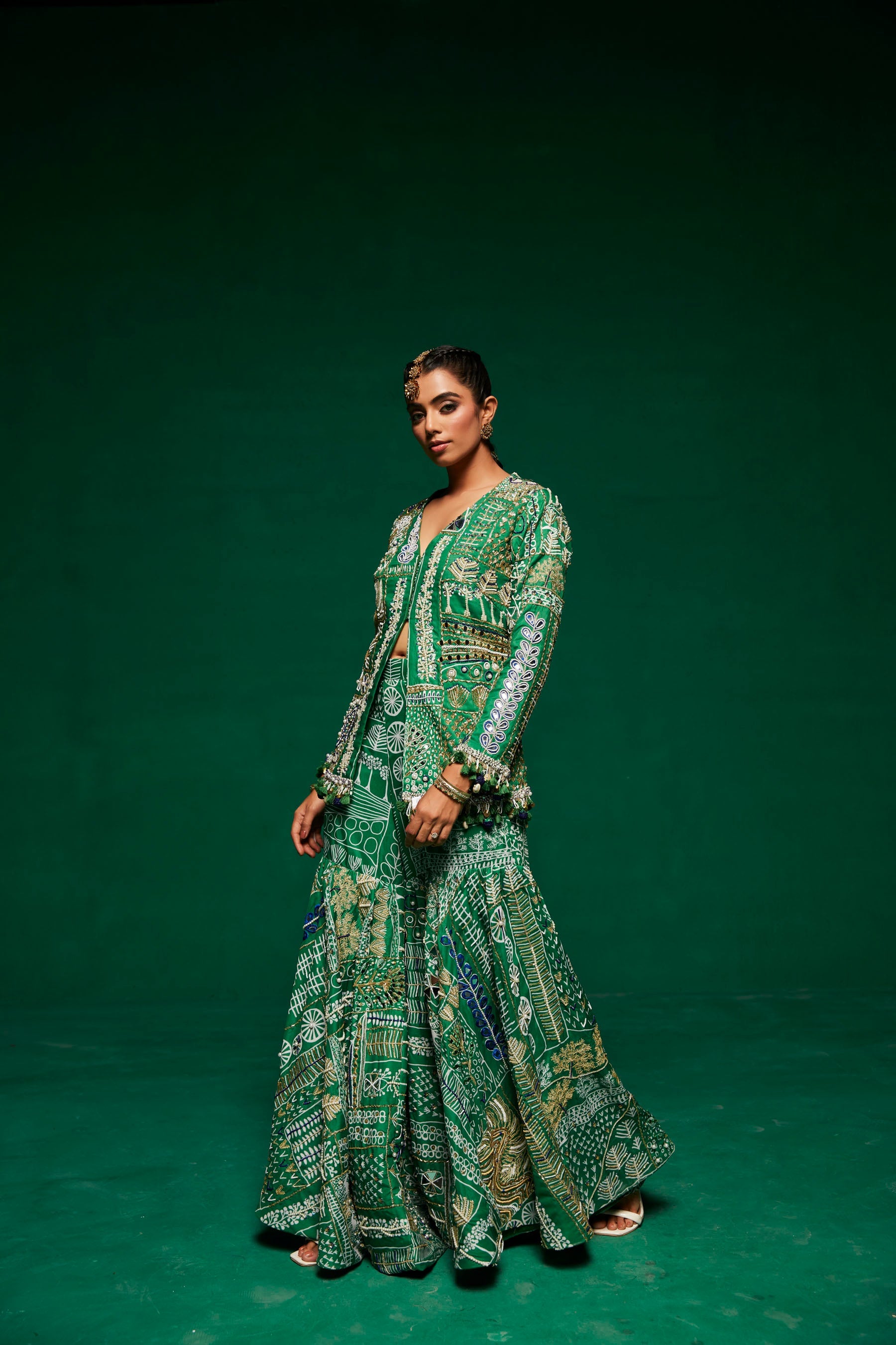 Viridian Sharara Set Secondary image